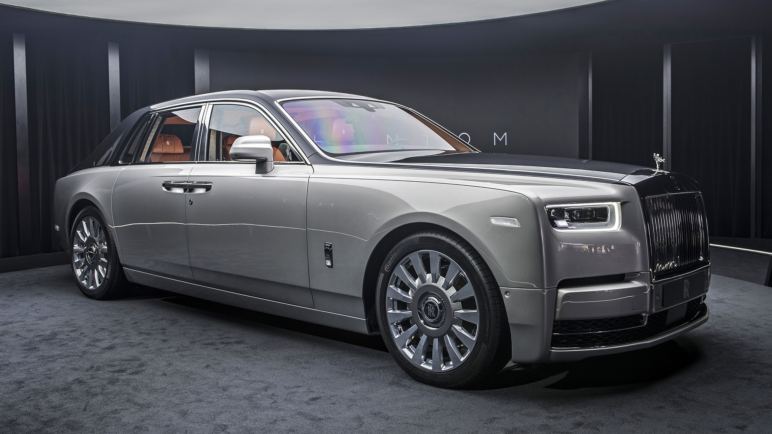Rolls-Royce Phantom 2018: Kien tao dang cap sieu sang hinh anh