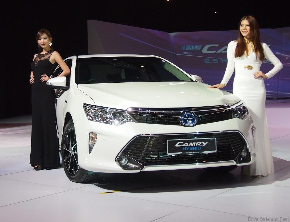 Toyota, Mazda tu tin vao thi truong Thai Lan hinh anh