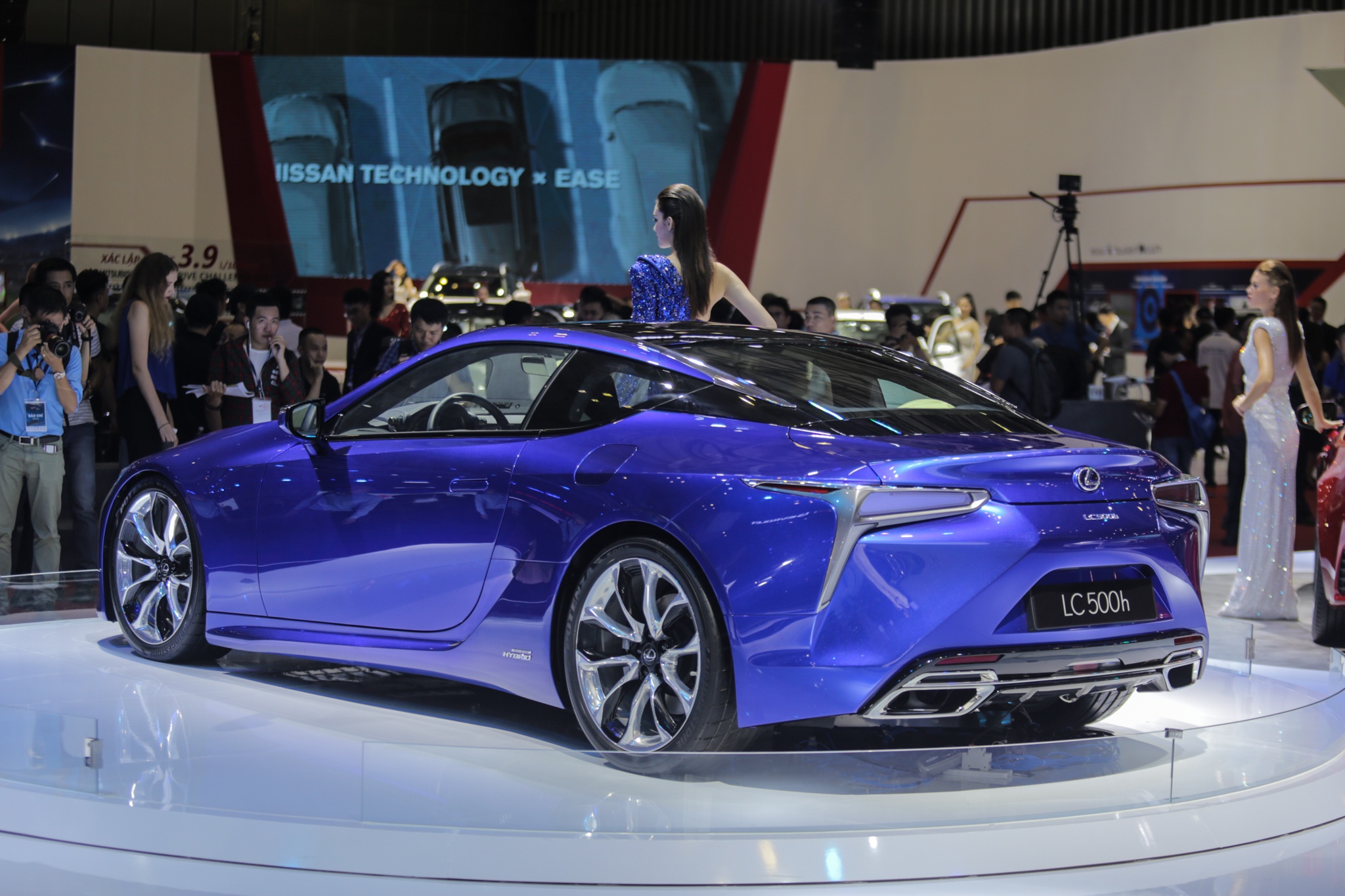 Lexus LC500h ảnh 7 Lexus LC500h anh 7