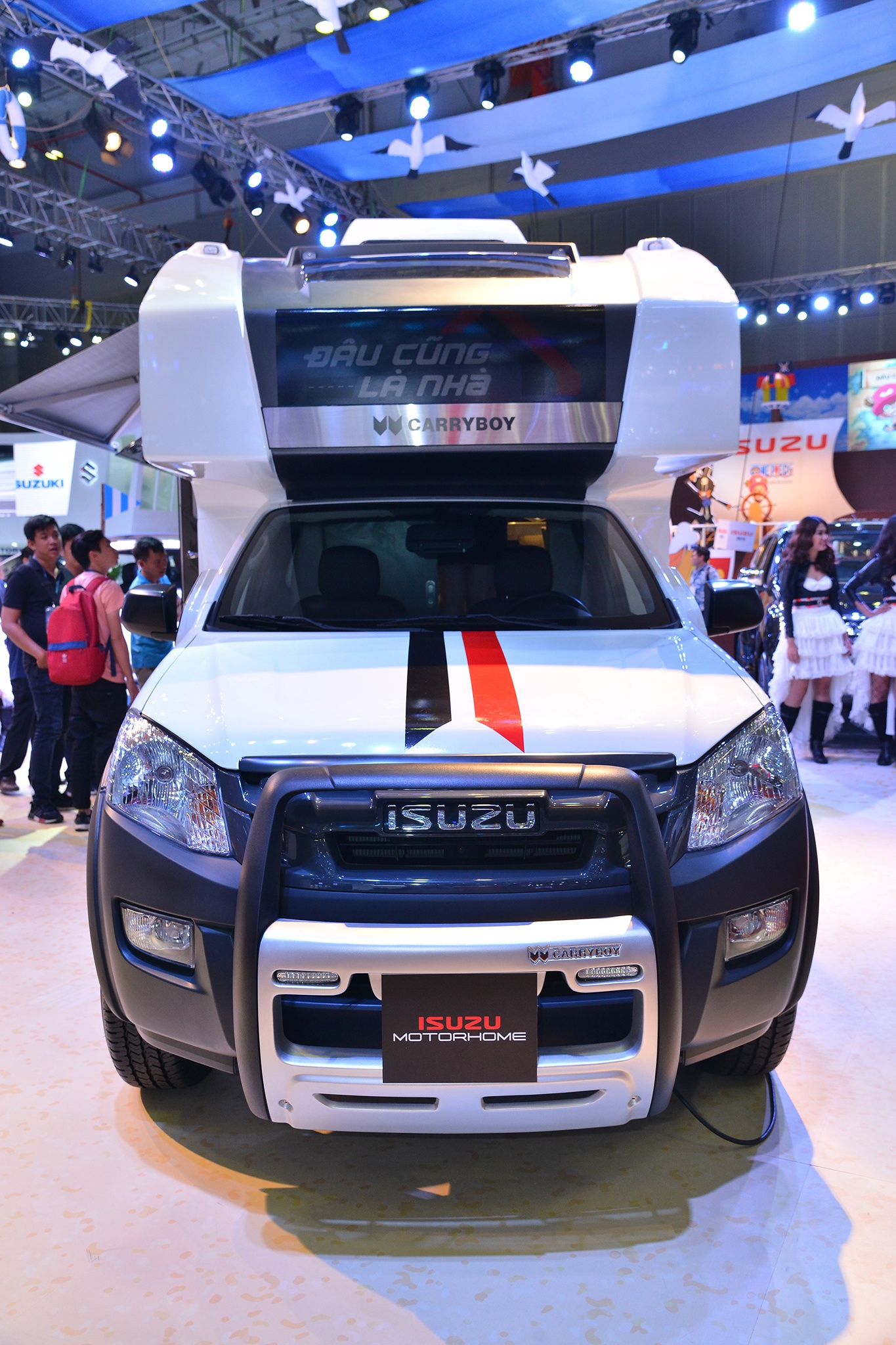 Isuzu Motorhome ảnh 11 Isuzu Motorhome anh 11