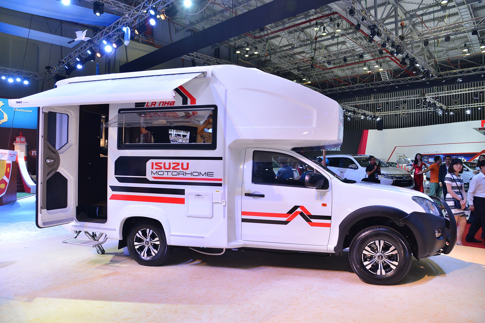 Isuzu Motorhome ảnh 1 Isuzu Motorhome anh 1