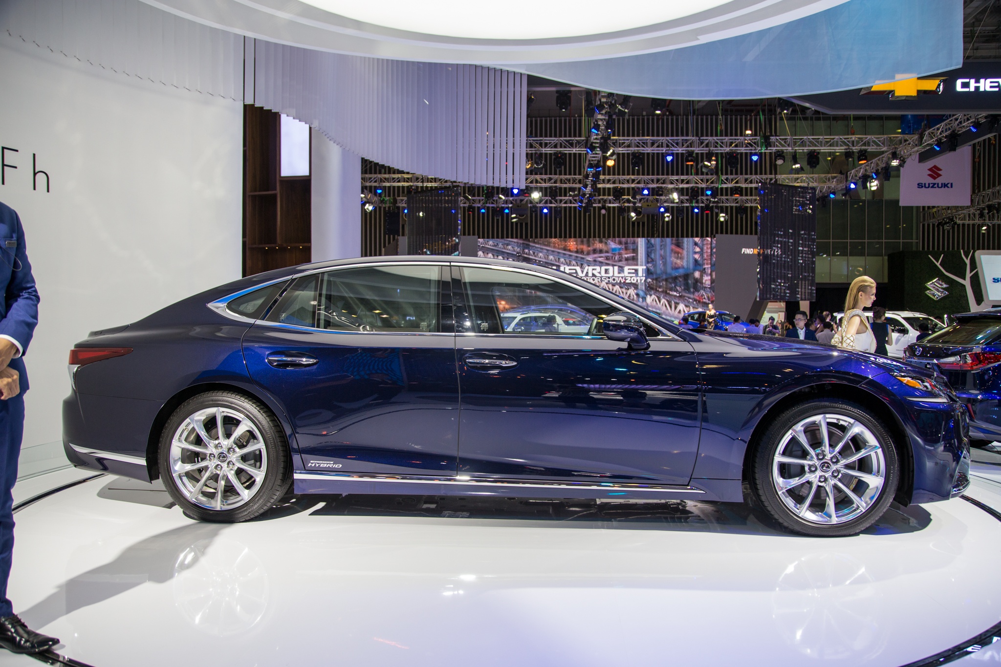 Lexus LS 500h tại Việt Nam  ảnh 3 Lexus LS 500h tai Viet Nam anh 3