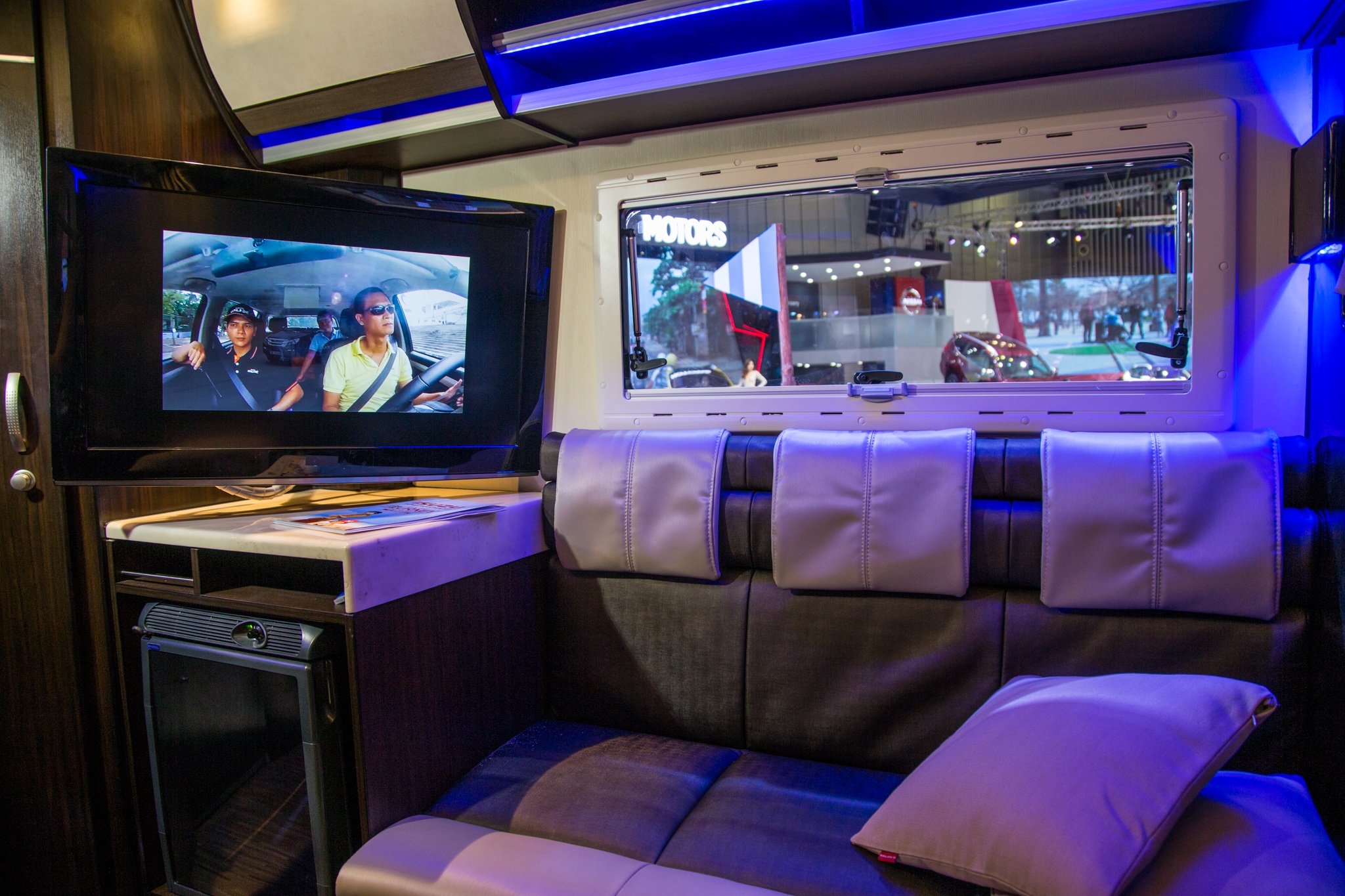 Isuzu Motorhome ảnh 5 Isuzu Motorhome anh 5