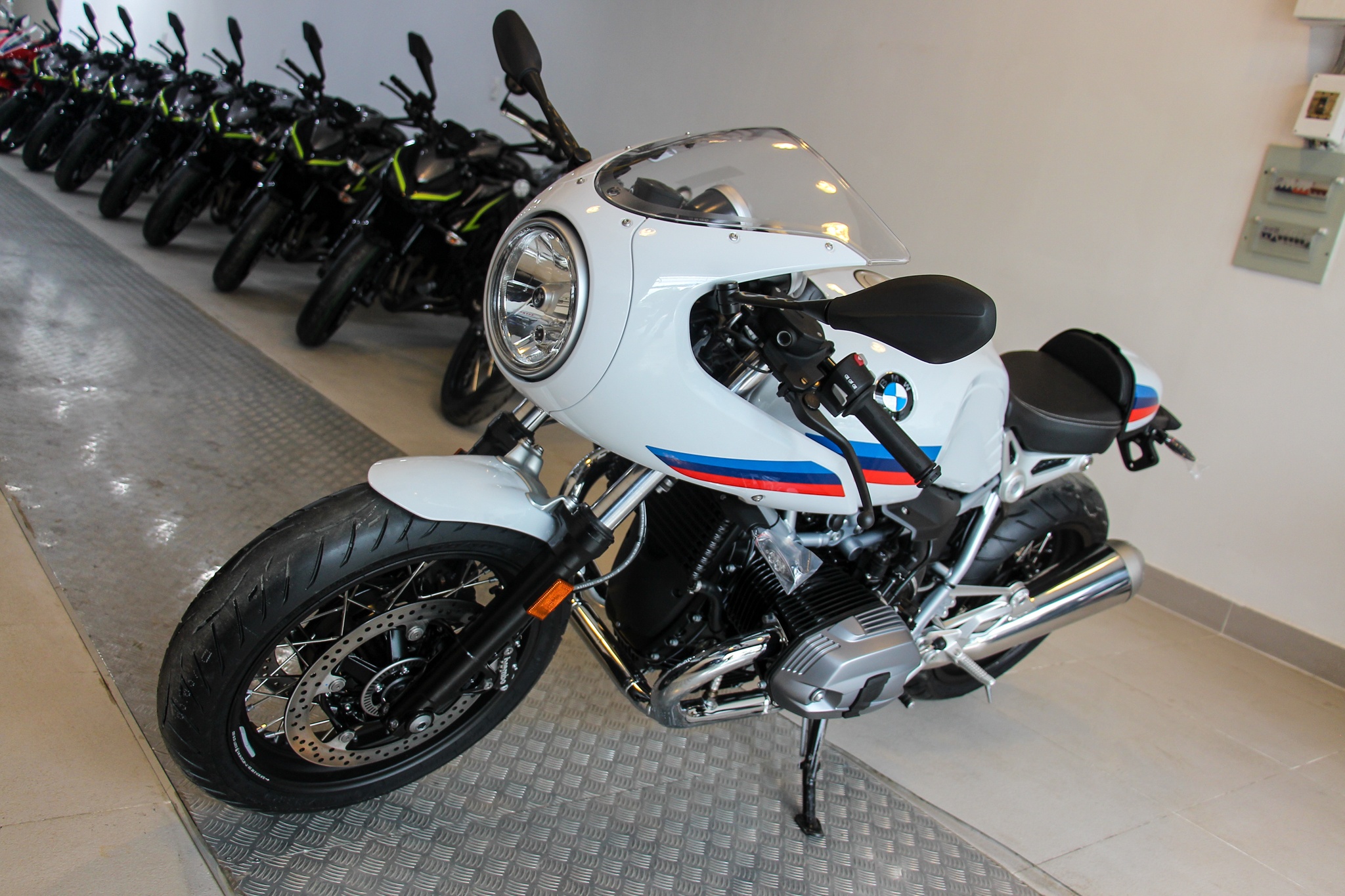 BMW R nineT Racer ảnh 2 BMW R nineT Racer anh 2