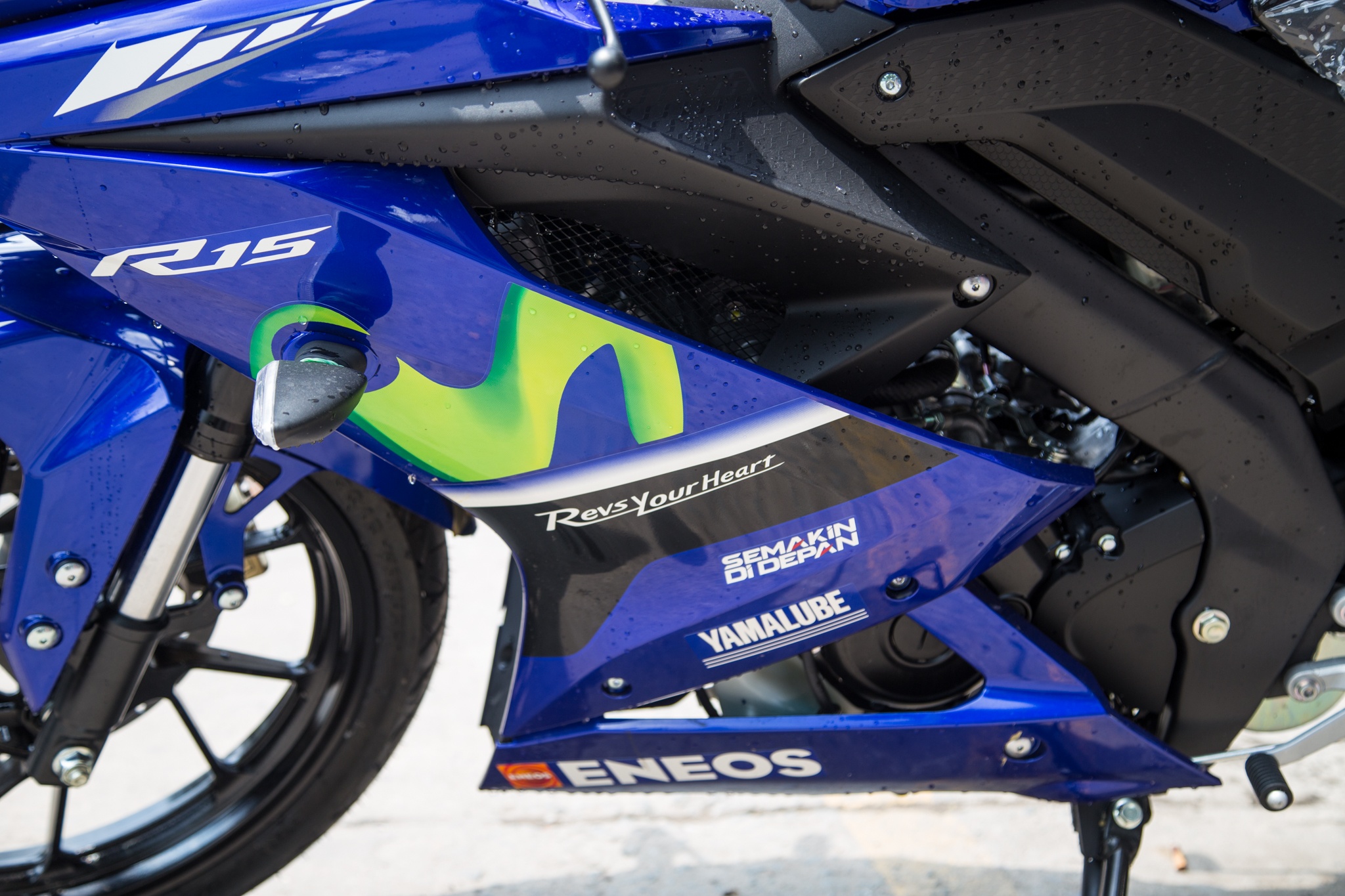 Yamaha R15 Movistar anh 5