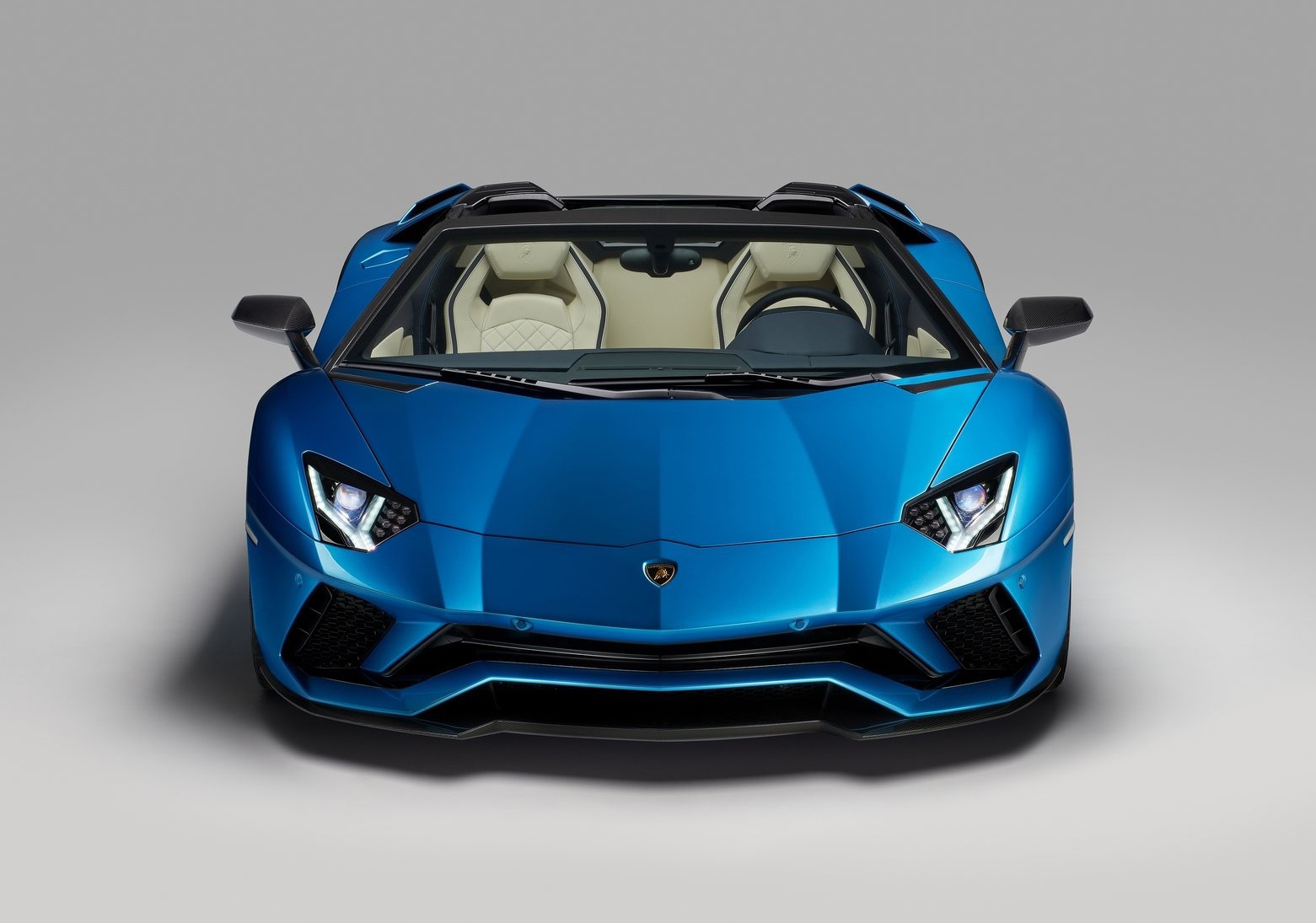 Lamborghini Aventador S Roadster anh 3