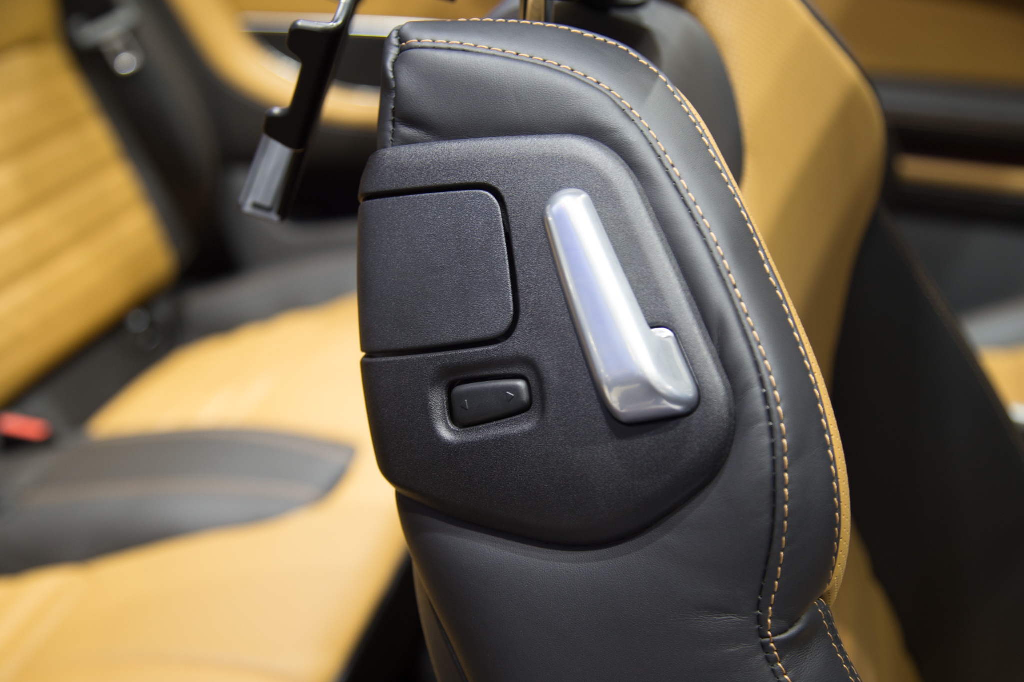 Range Rover Evoque Convertible ảnh 11 Range Rover Evoque Convertible anh 11