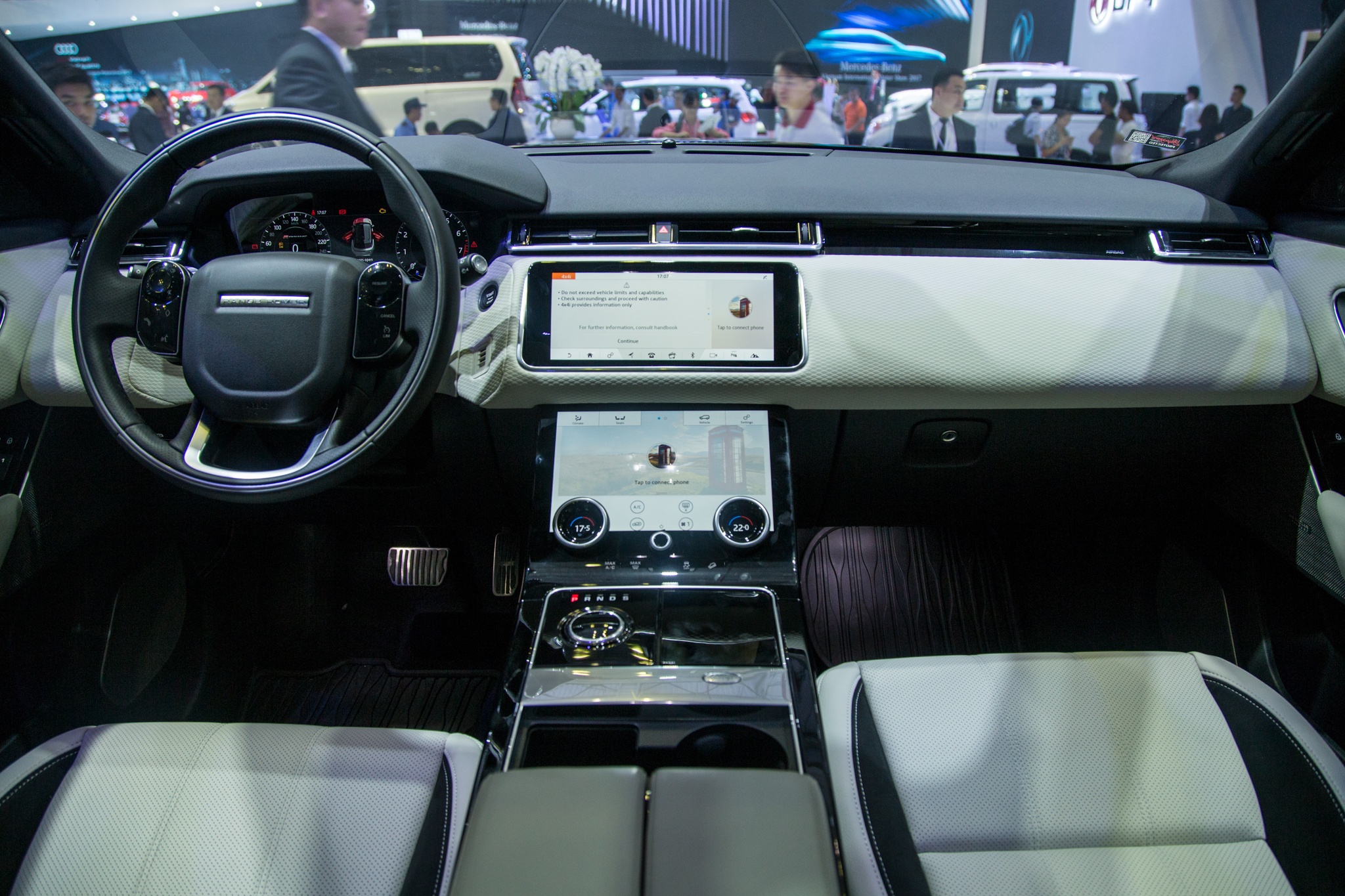Range Rover Velar ở Việt Nam ảnh 8 Range Rover Velar o Viet Nam anh 8