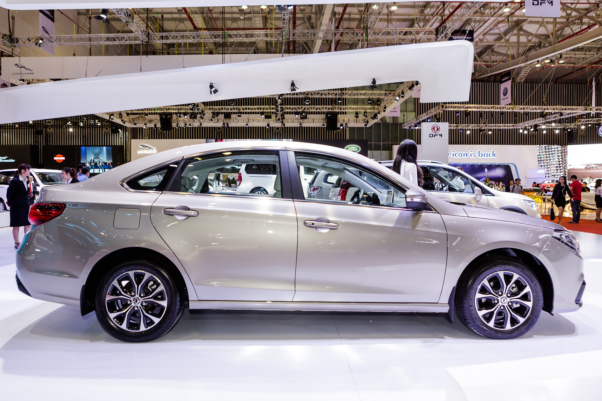 gia DongFeng S50 anh 3