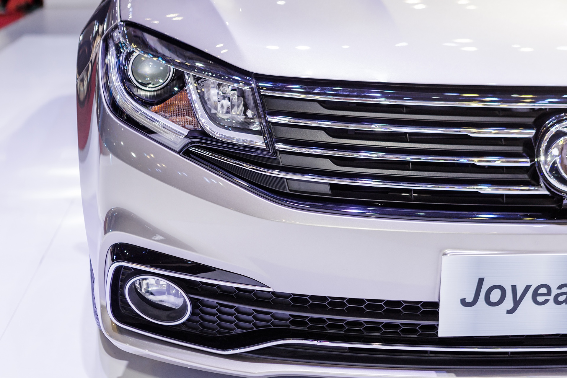 gia DongFeng S50 anh 2