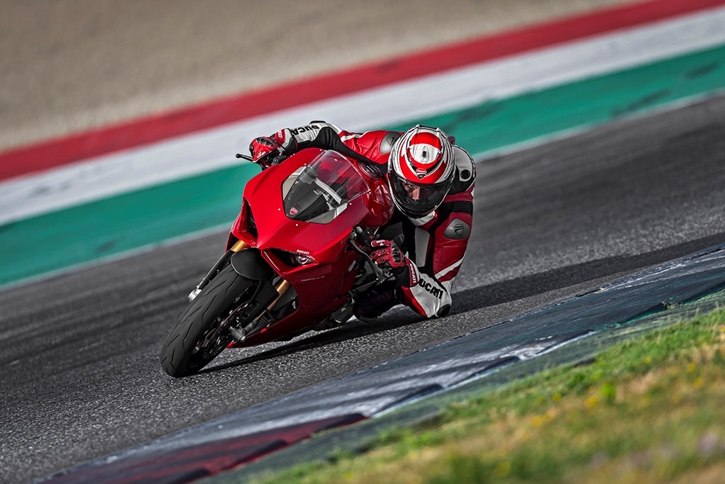 Ducati Panigale V4 anh 9