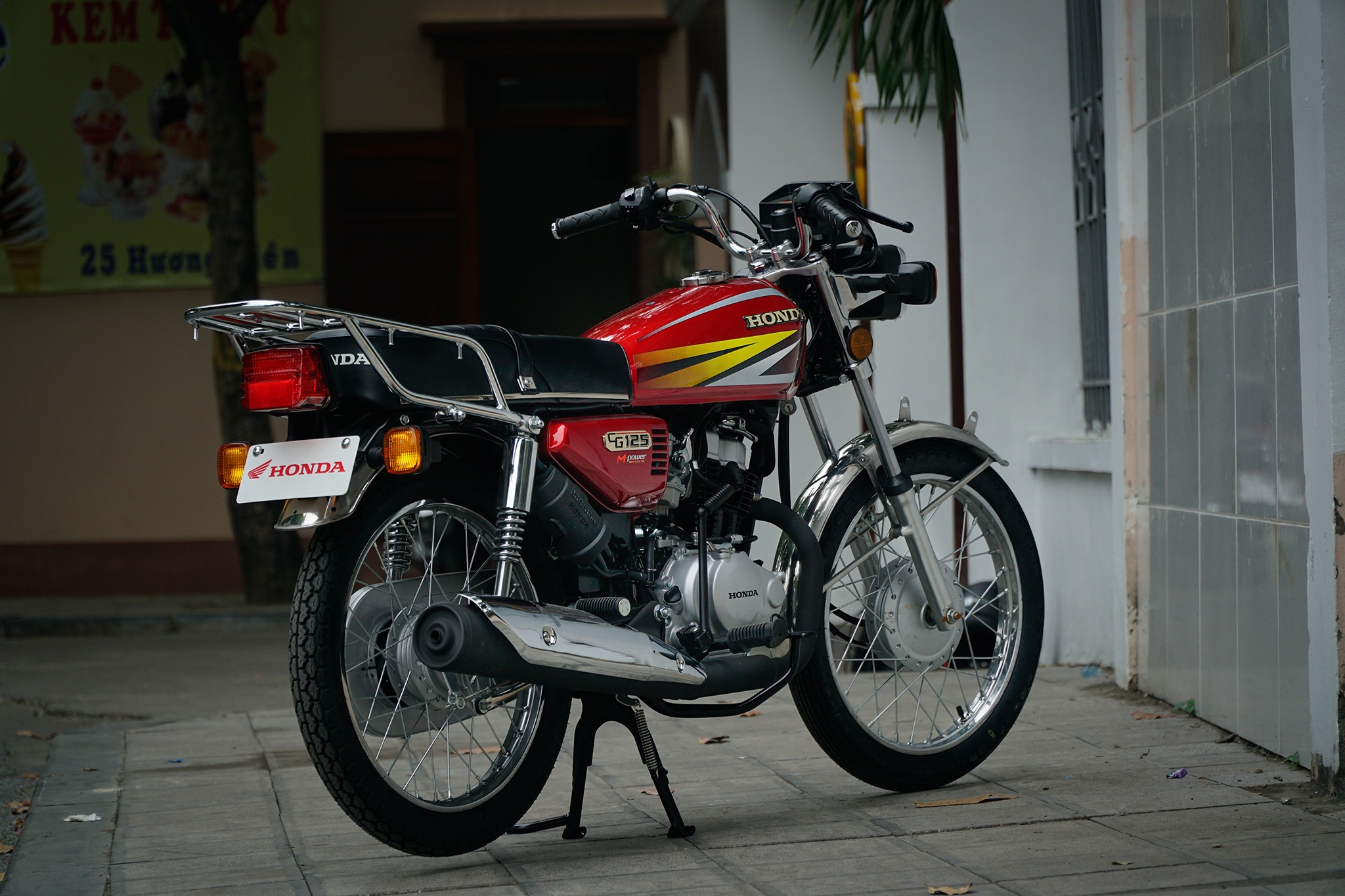 Honda CG125 anh 8