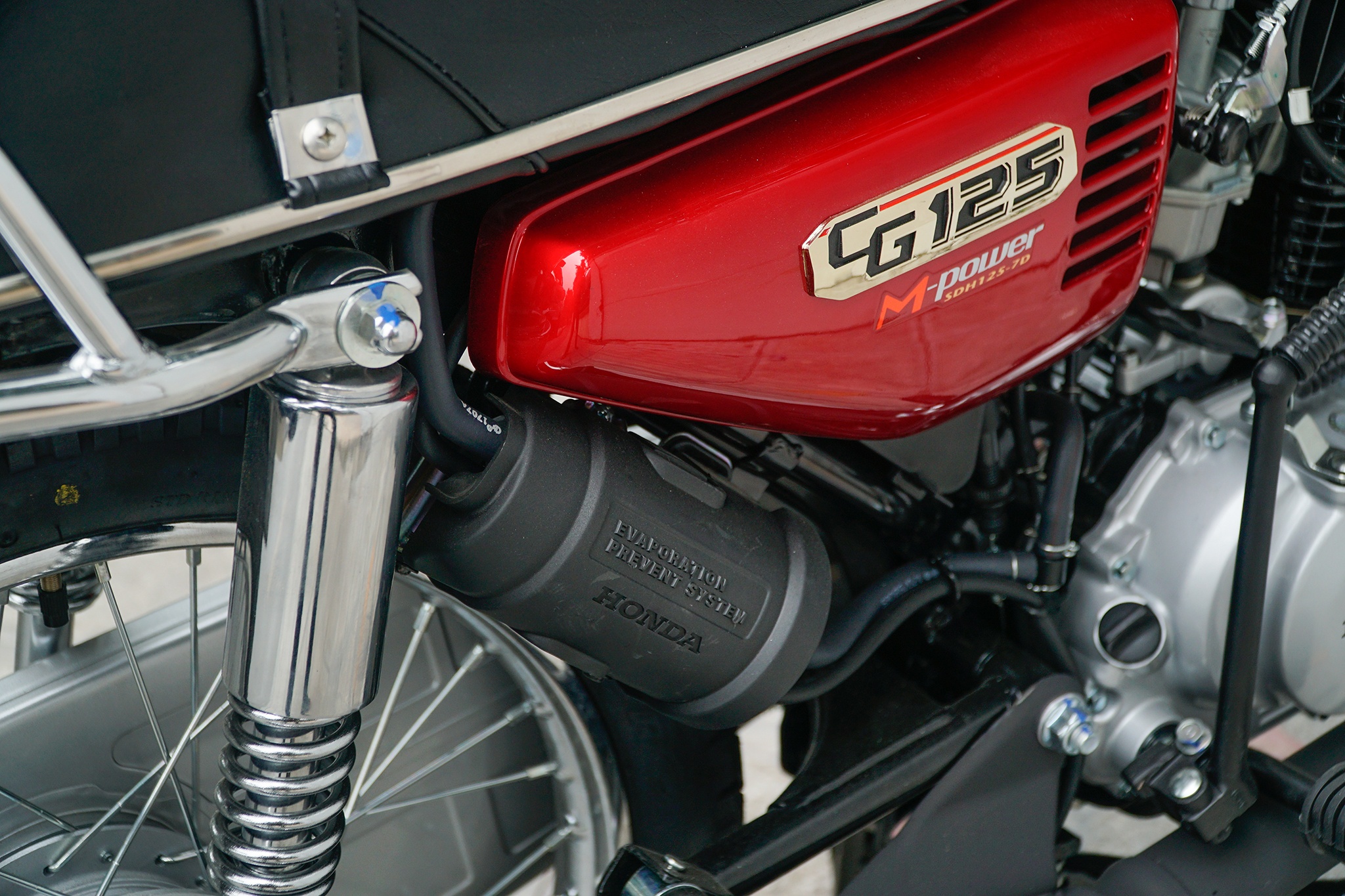 Honda CG125 anh 6