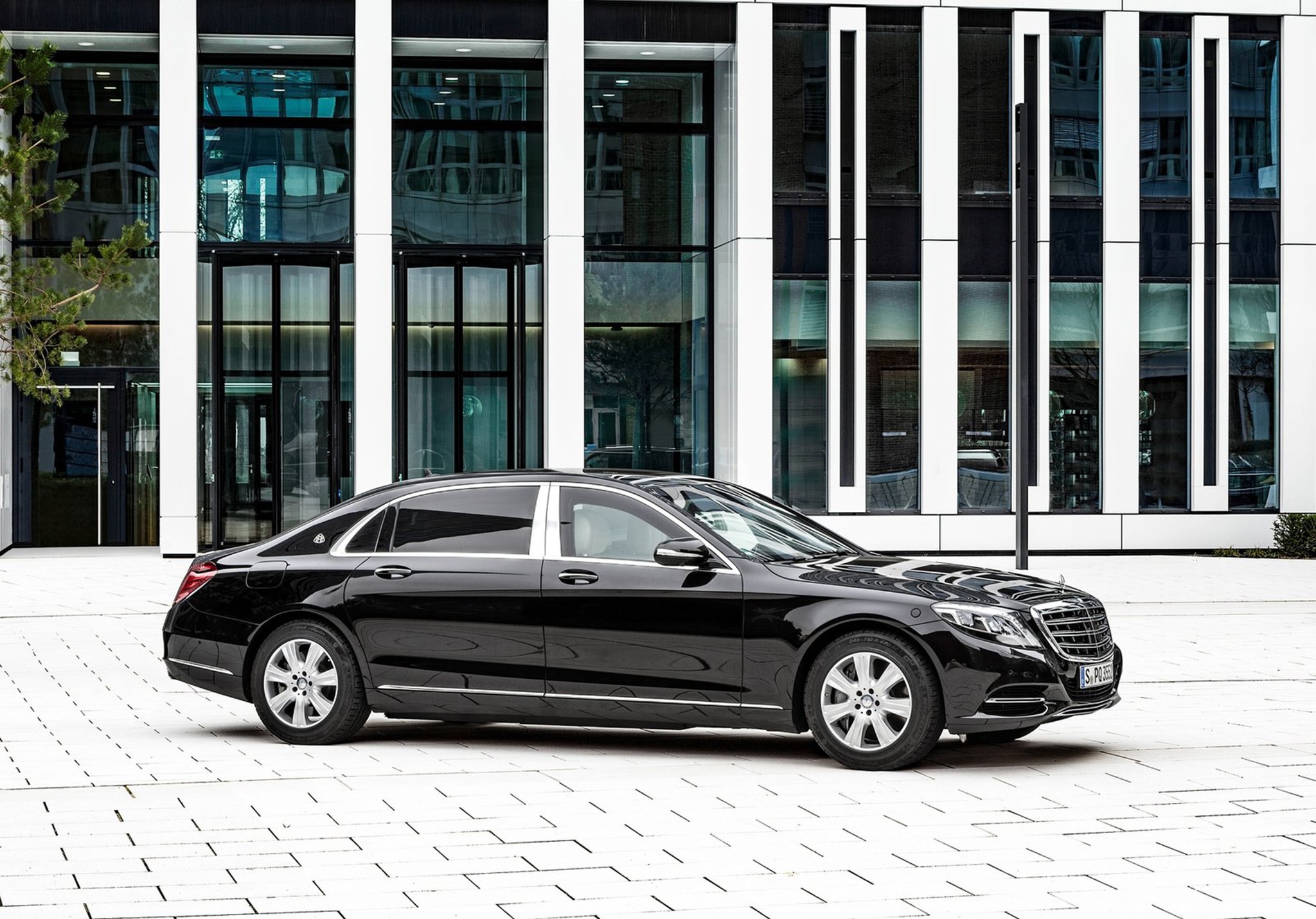 Mercedes-Maybach S600 Guard ảnh 2 Mercedes-Maybach S600 Guard anh 2