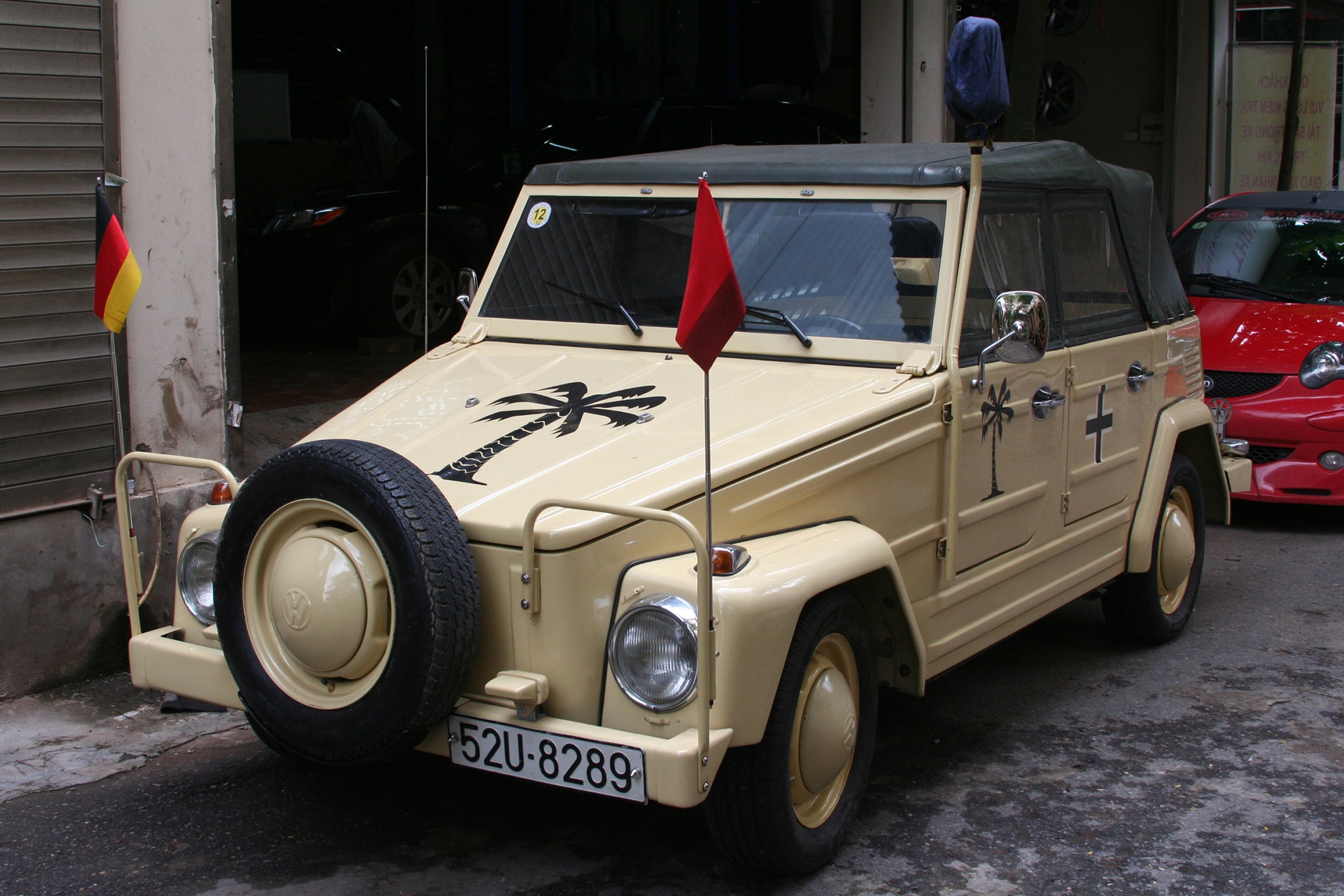 Xe quan su Volkswagen Type 181 hang hiem tai Viet Nam hinh anh