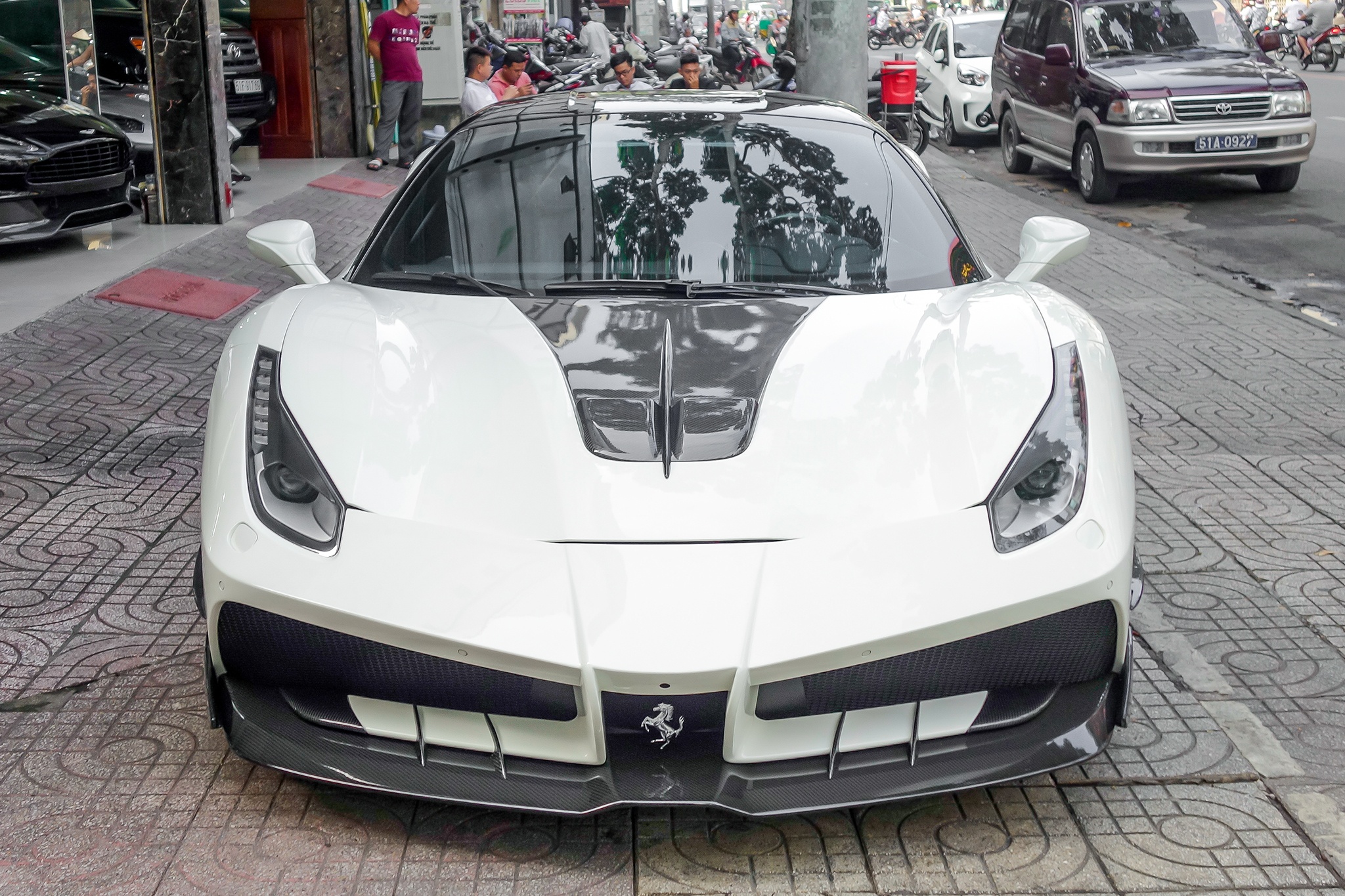 Ferrari 488 Misha Deisgn anh 2
