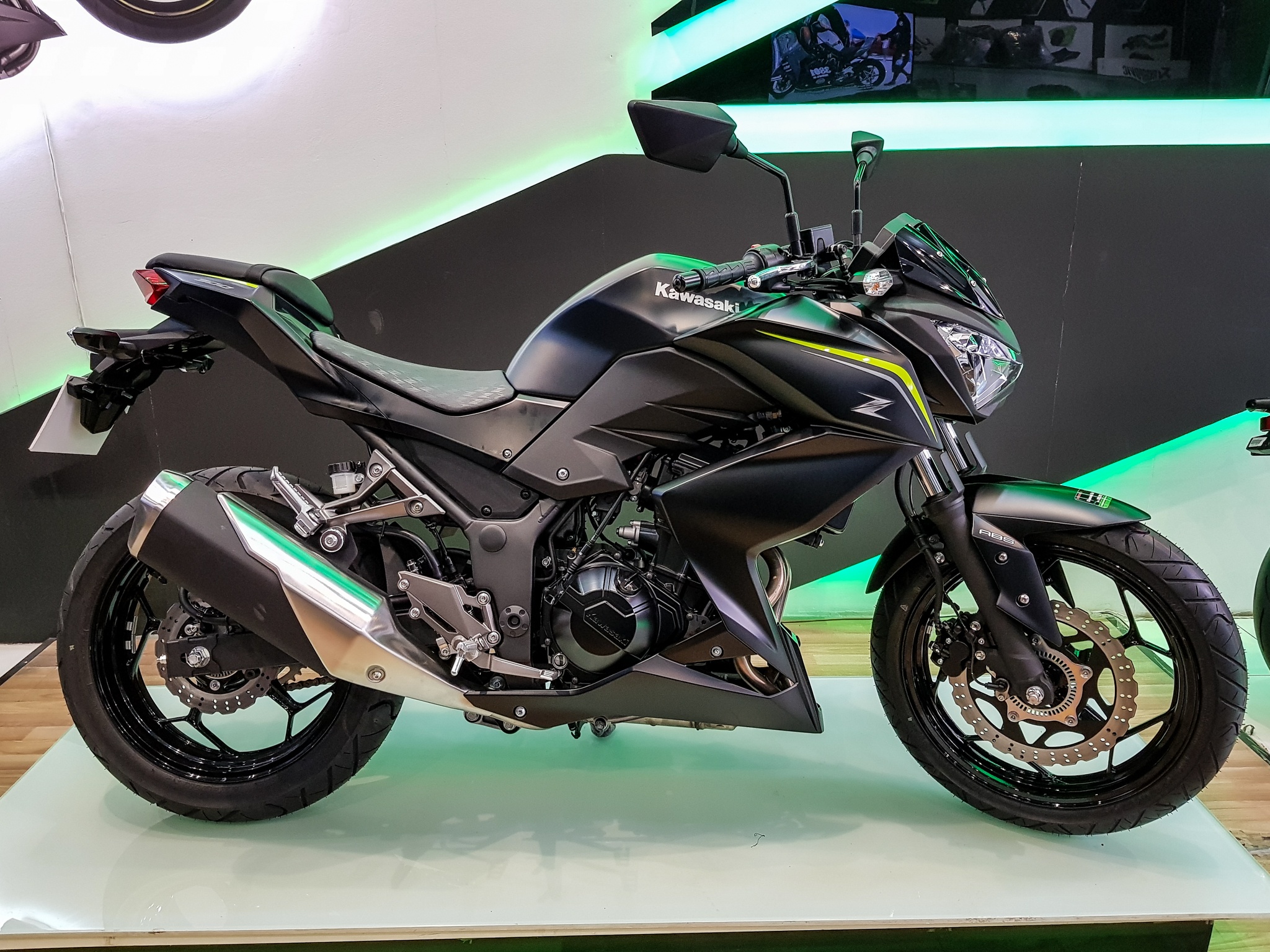 Kawasaki Z300 2018 ảnh 10 Kawasaki Z300 2018 anh 10
