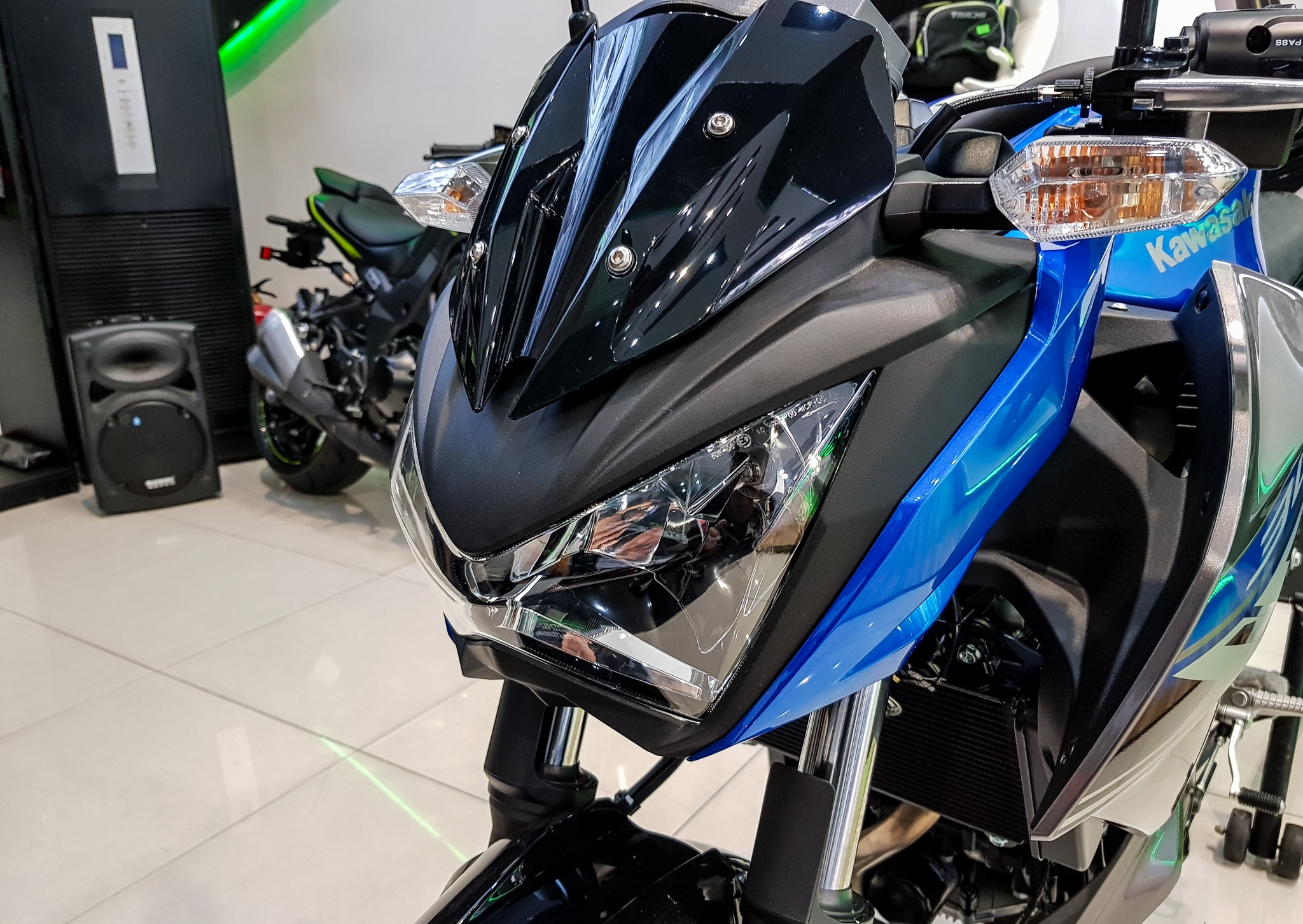 Kawasaki Z300 2018 ảnh 3 Kawasaki Z300 2018 anh 3