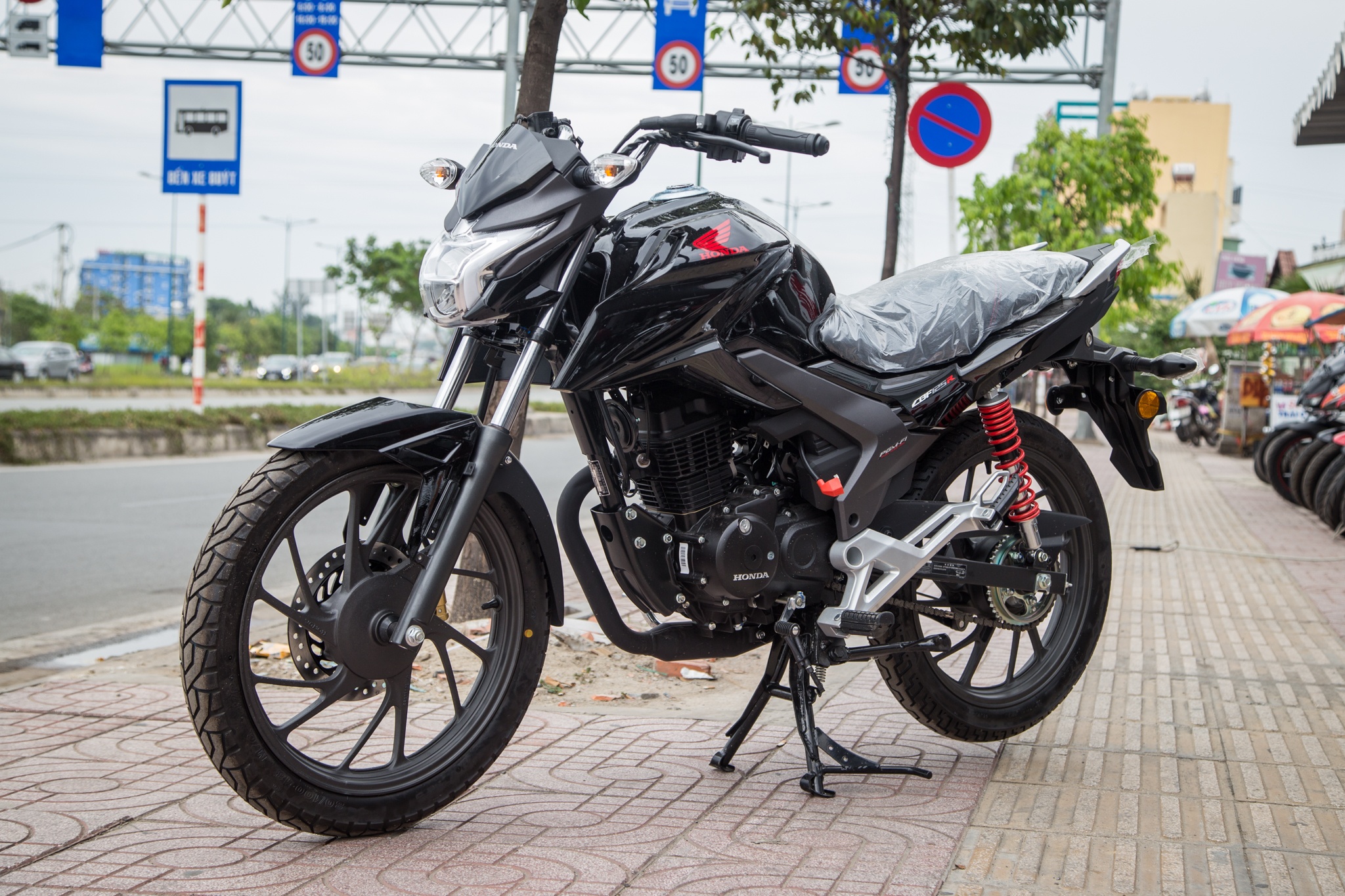 Honda CBF125R - them lua chon moto co nho tai Viet Nam hinh anh
