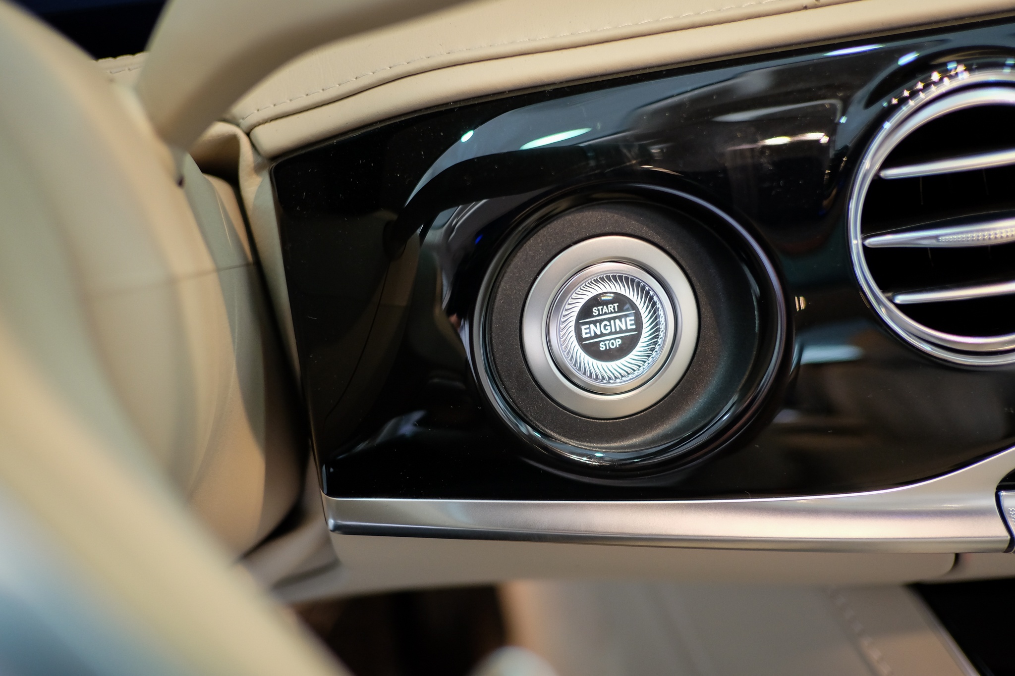 Mercedes-Benz S-Class 2018 ảnh 9 Mercedes-Benz S-Class 2018 anh 9