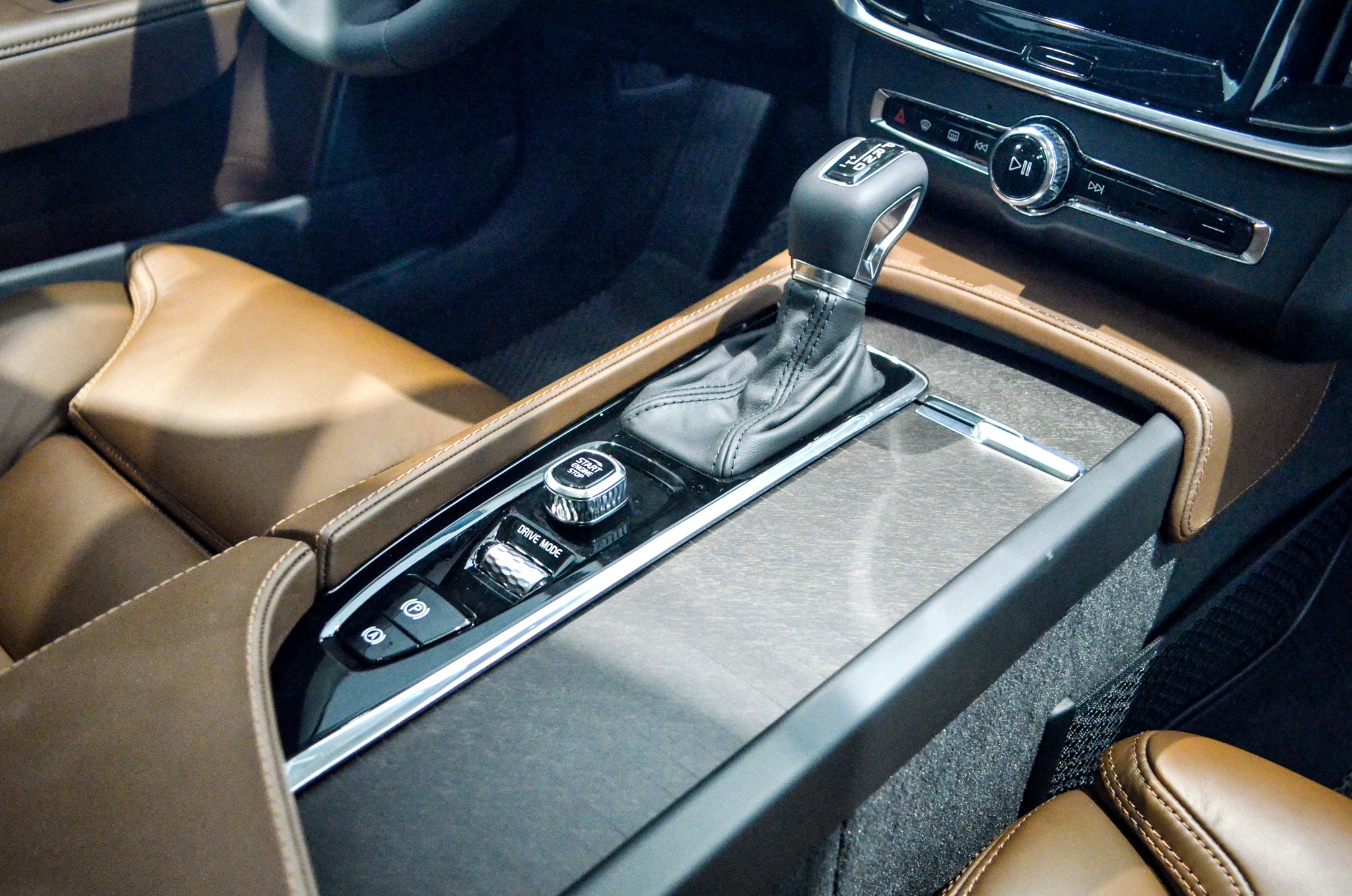 Volvo V90 Cross Country ảnh 8 Volvo V90 Cross Country anh 8