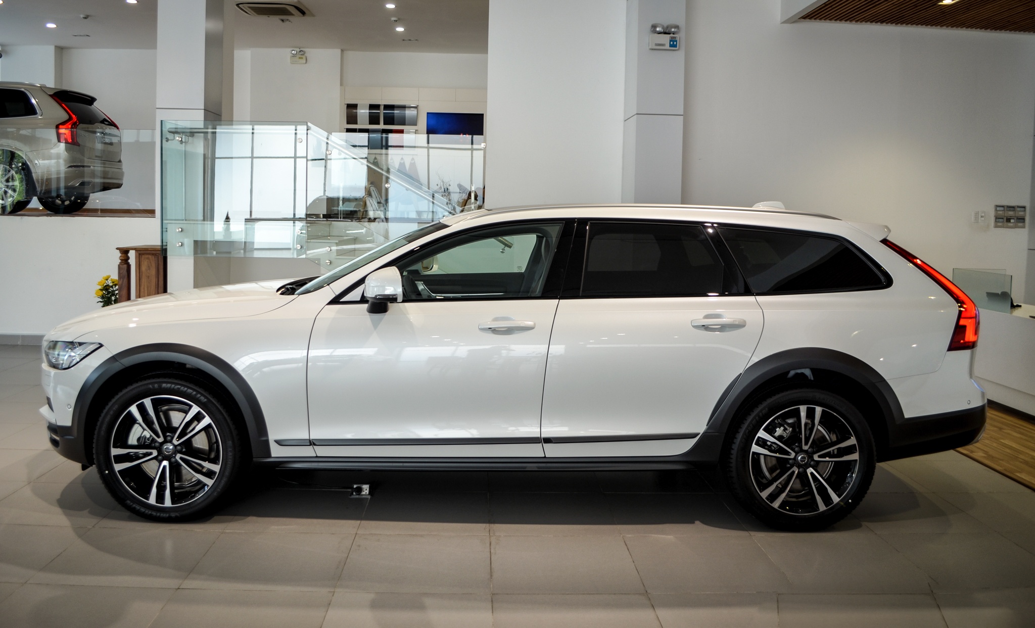 Volvo V90 Cross Country ảnh 3 Volvo V90 Cross Country anh 3