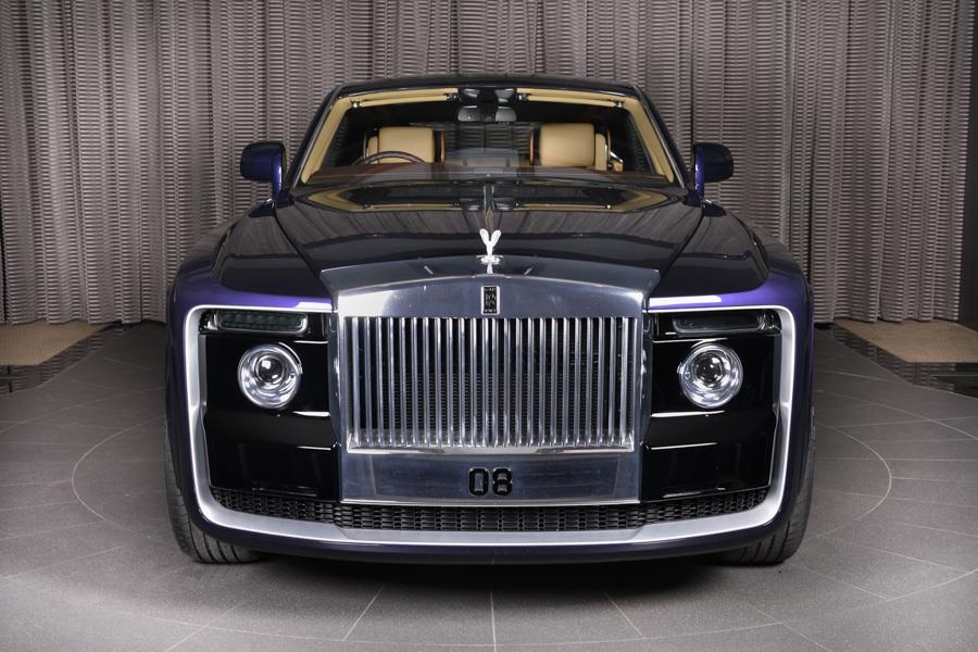 Rolls-Royce Sweptail 12,8 trieu USD xuat hien tai dai ly hinh anh