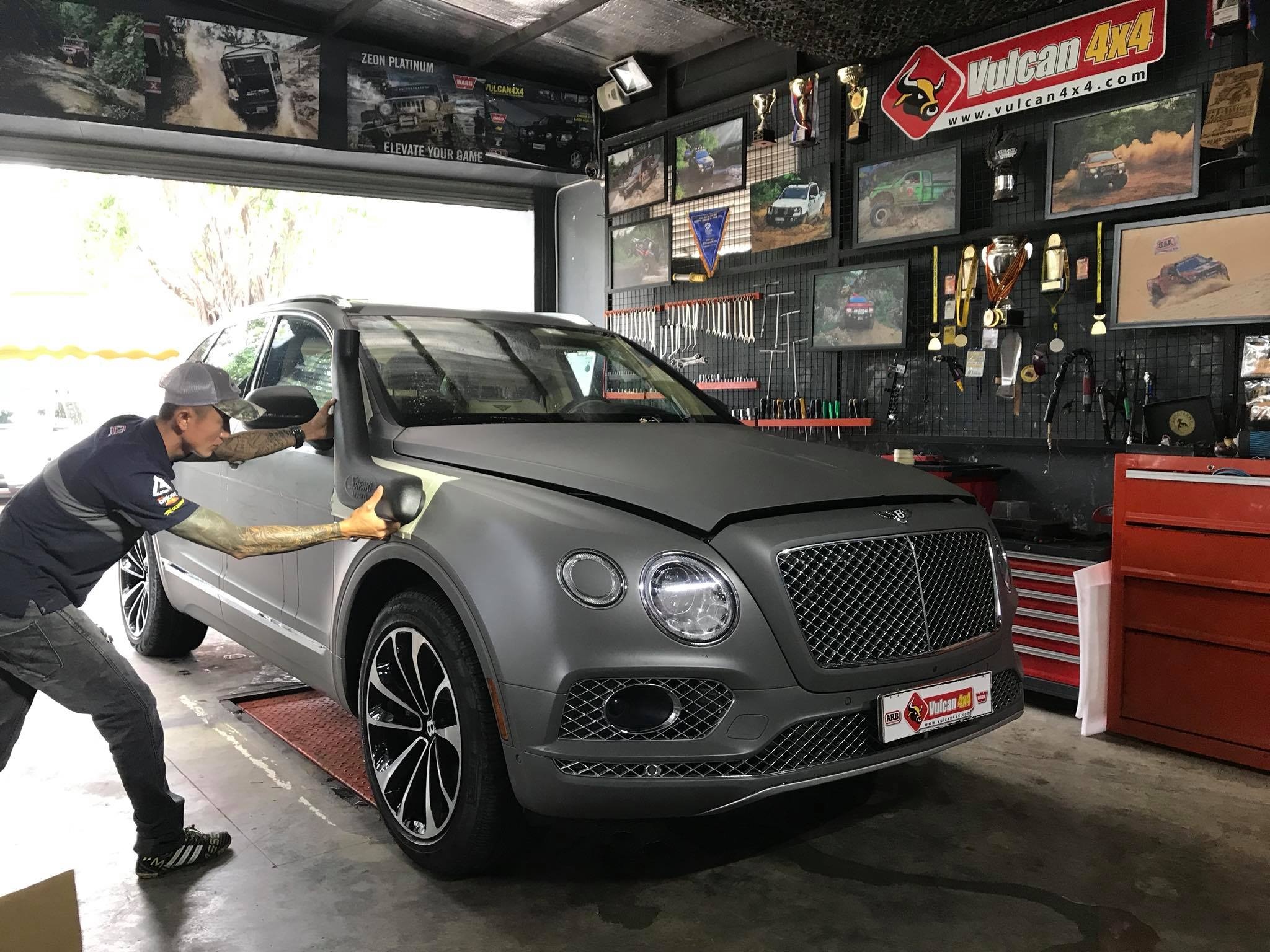 SUV hạng sang độ ống thở ảnh 2 SUV hang sang do ong tho anh 2