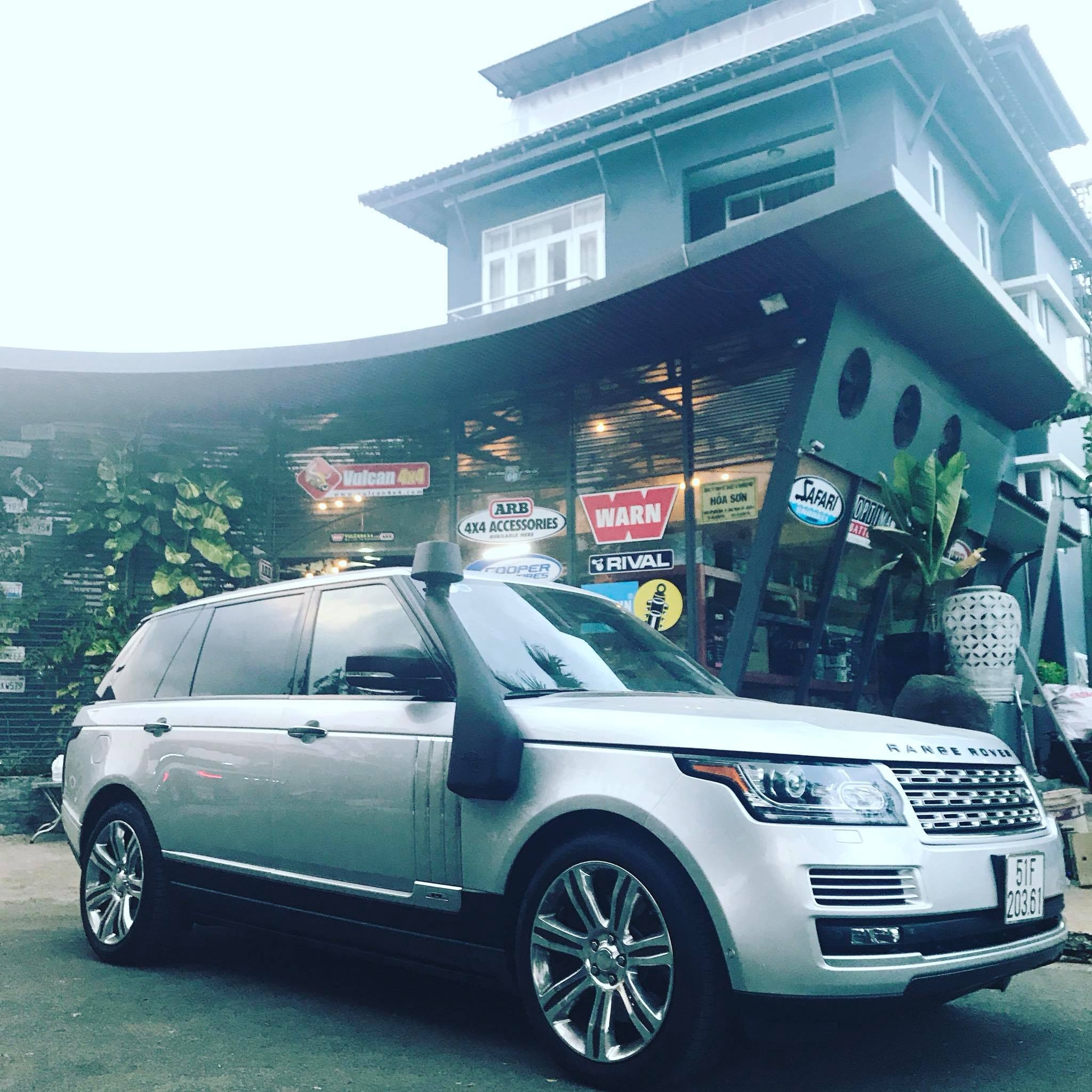 SUV hạng sang độ ống thở ảnh 10 SUV hang sang do ong tho anh 10