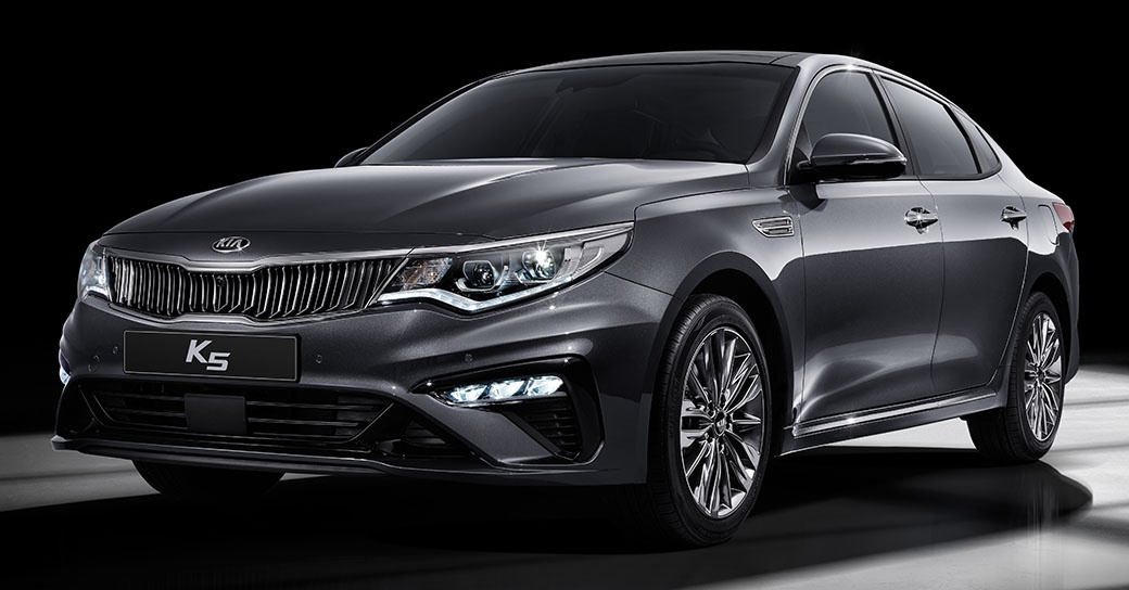 Kia Optima 2019 trinh lang, canh tranh Toyota Camry hinh anh