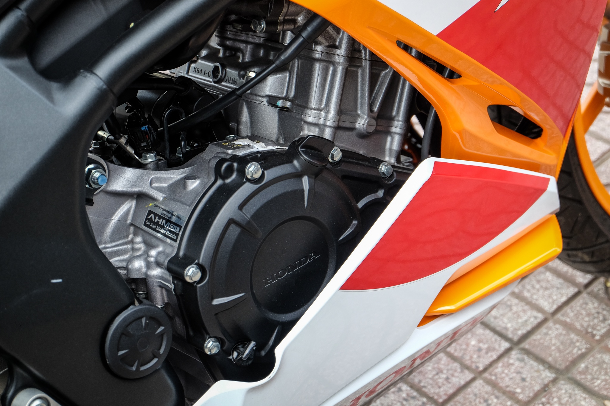 Honda CBR250RR Repsol ảnh 9 Honda CBR250RR Repsol anh 9