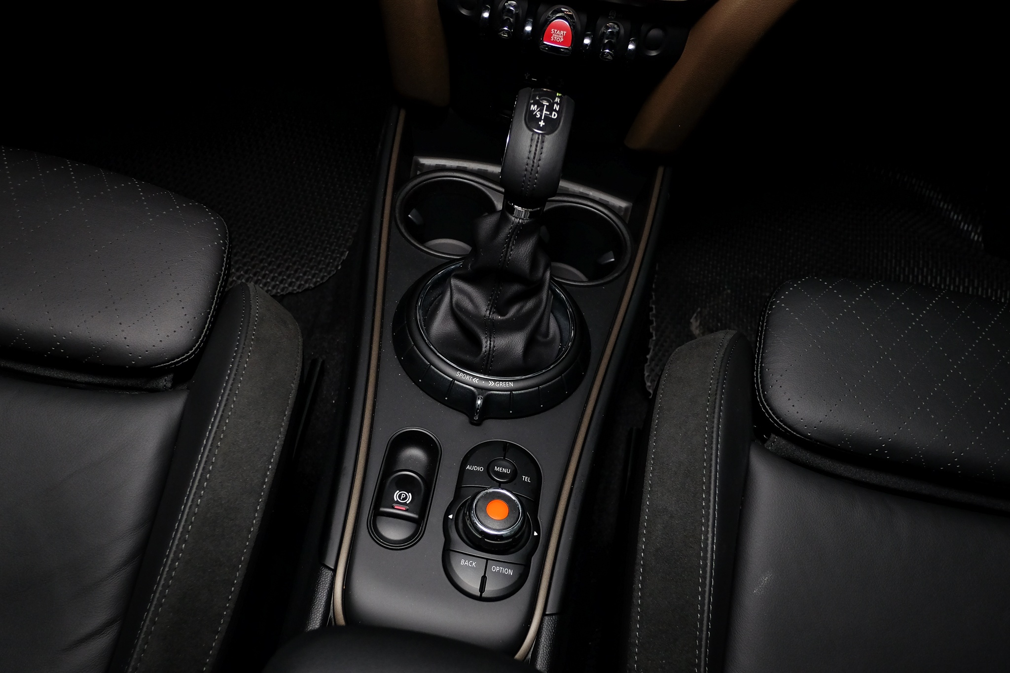 Mini Countryman 2018 ảnh 10 Mini Countryman 2018 anh 10