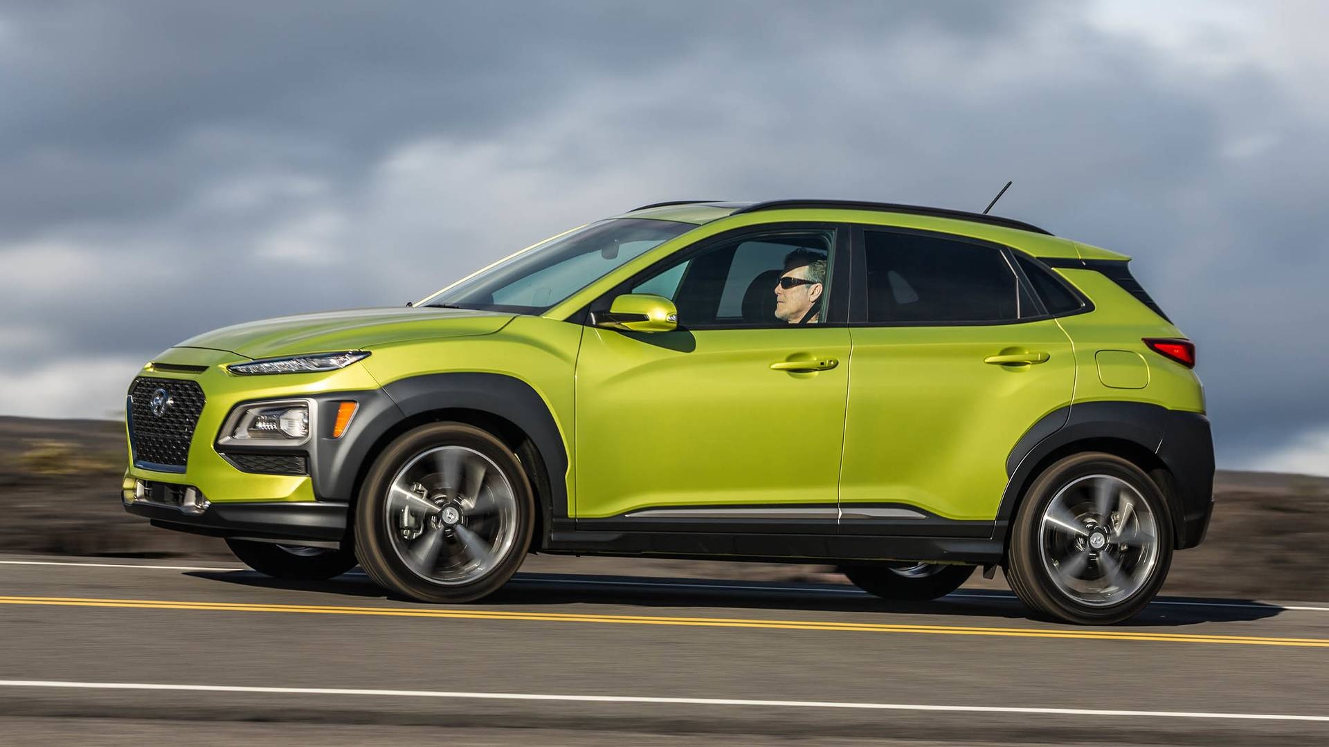 Hyundai Kona gia tu 19.500 USD, bat dau ban ra tu thang 3 hinh anh