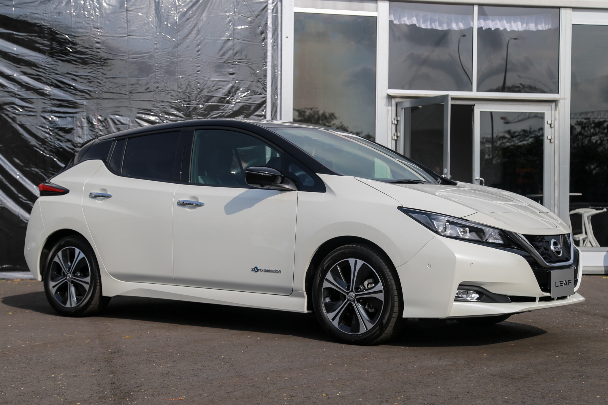 Nissan Leaf 2018 ảnh 1 Nissan Leaf 2018 anh 1