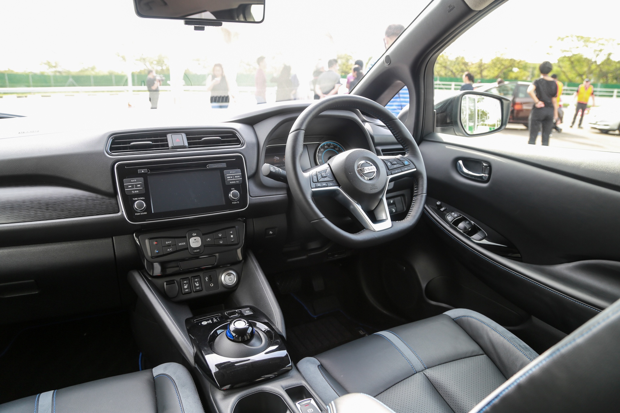 Nissan Leaf 2018 ảnh 9 Nissan Leaf 2018 anh 9