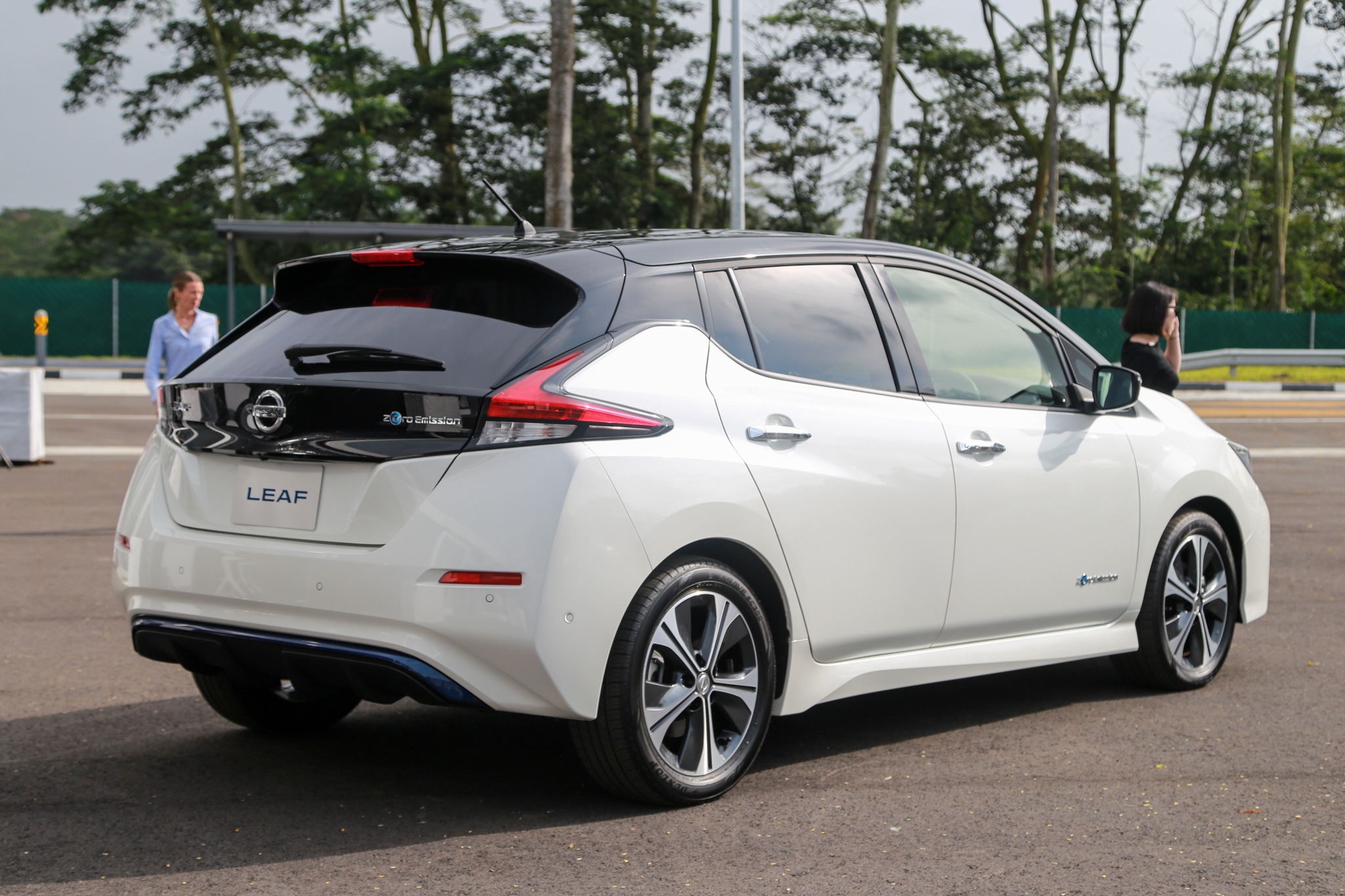 Nissan Leaf 2018 ảnh 5 Nissan Leaf 2018 anh 5
