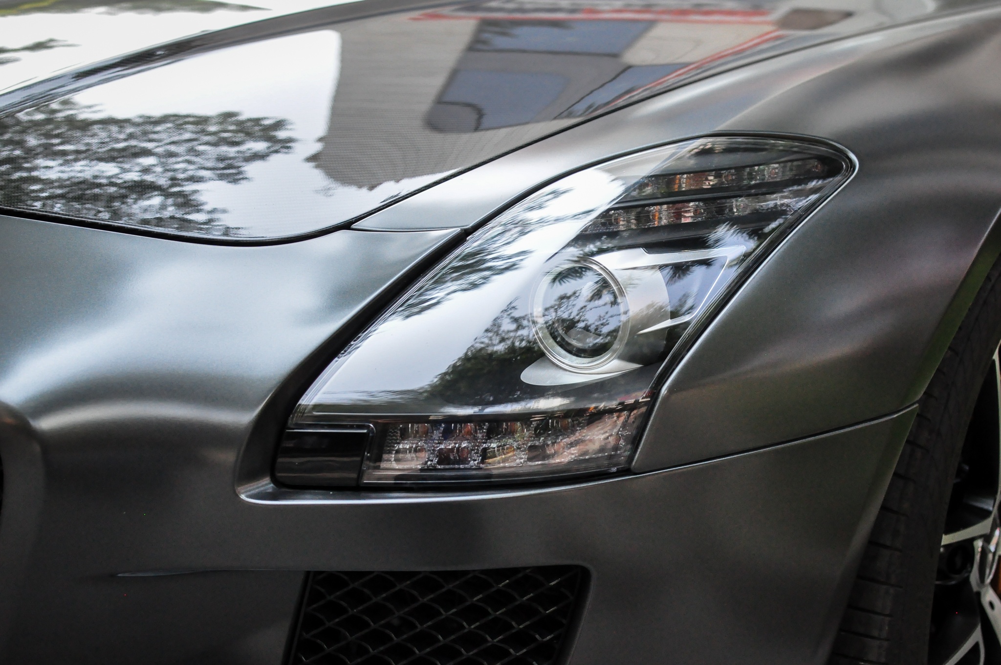 Mercedes-Benz SLS AMG anh 3