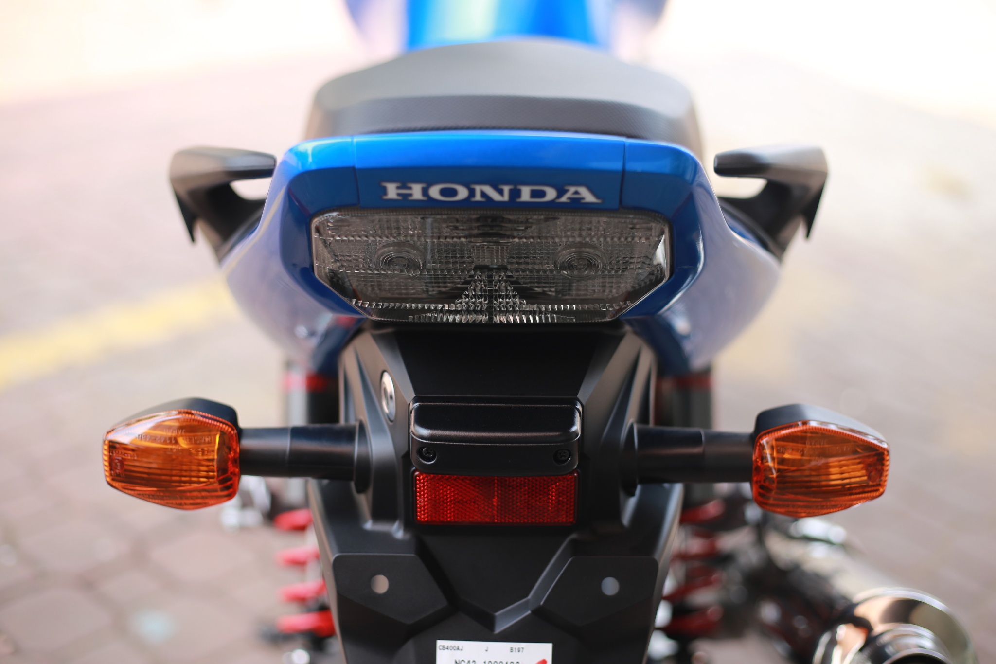 Honda CB400 Super Four anh 9