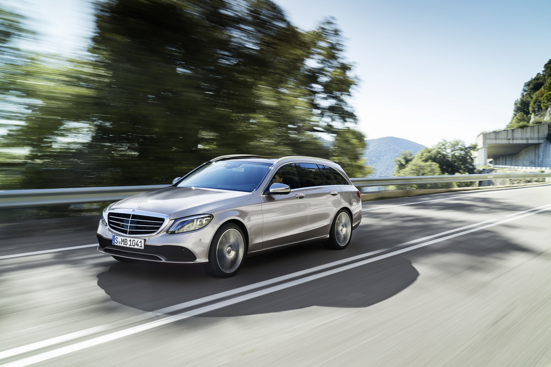 Mercedes-Benz C-Class 2019 trình làng ảnh 7 Mercedes-Benz C-Class 2019 trinh lang anh 7