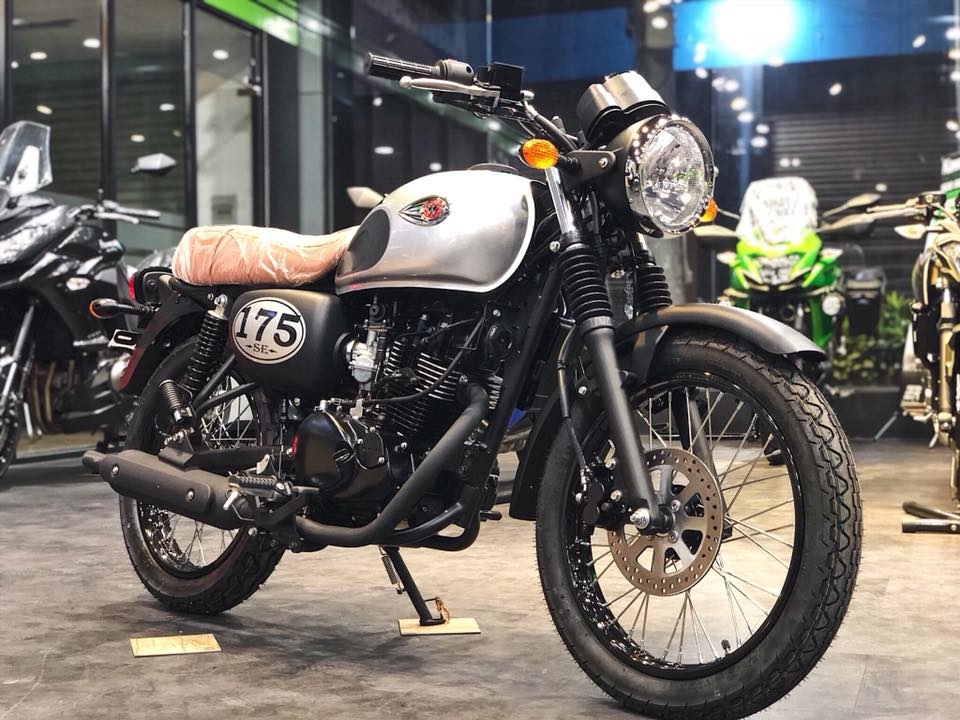 Kawasaki W175 chinh hang ve Viet Nam, gia 66 trieu dong hinh anh