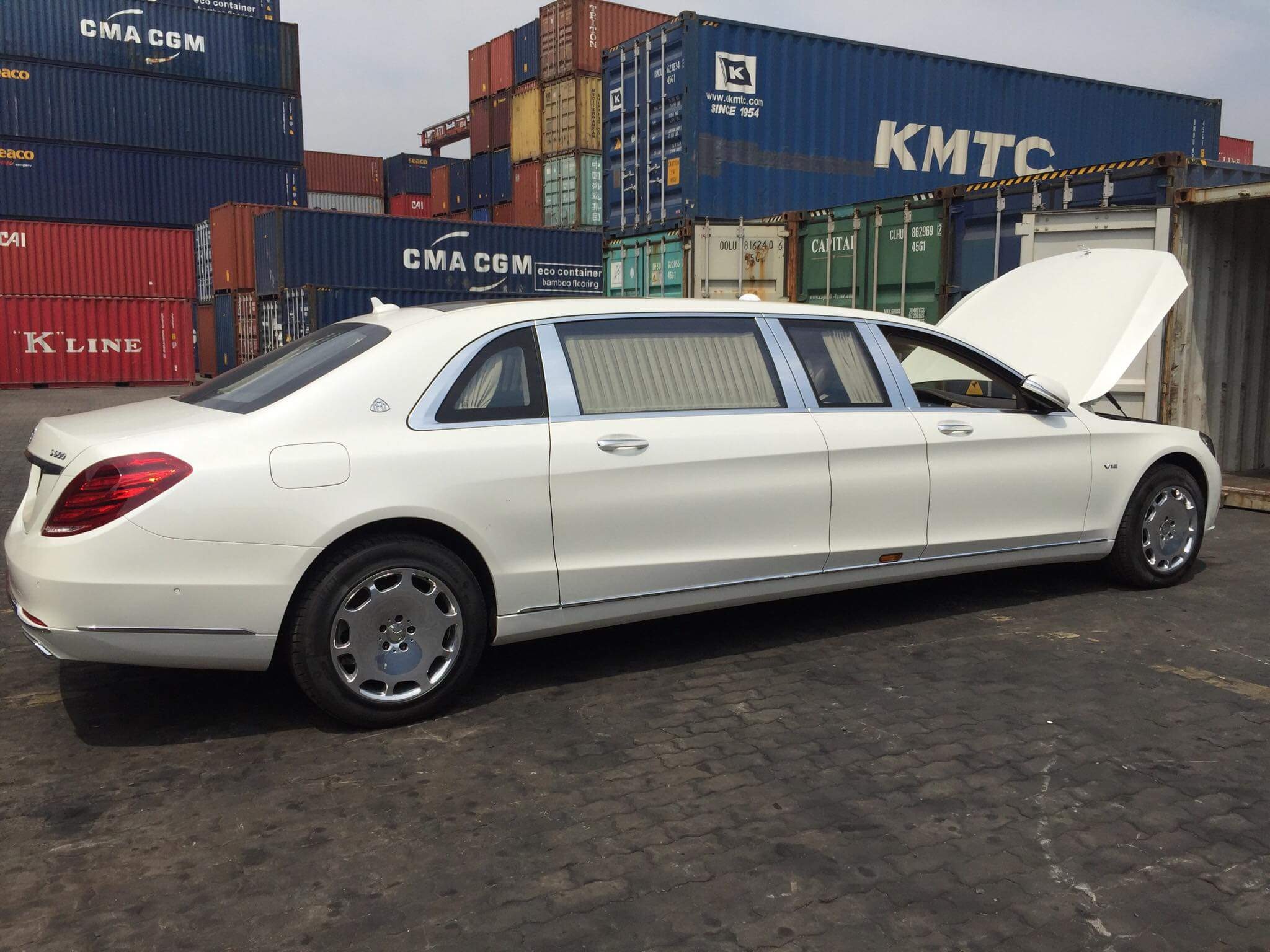 Mercedes-Maybach S600 Pullman - sedan cua gioi sieu giau ve Viet Nam hinh anh