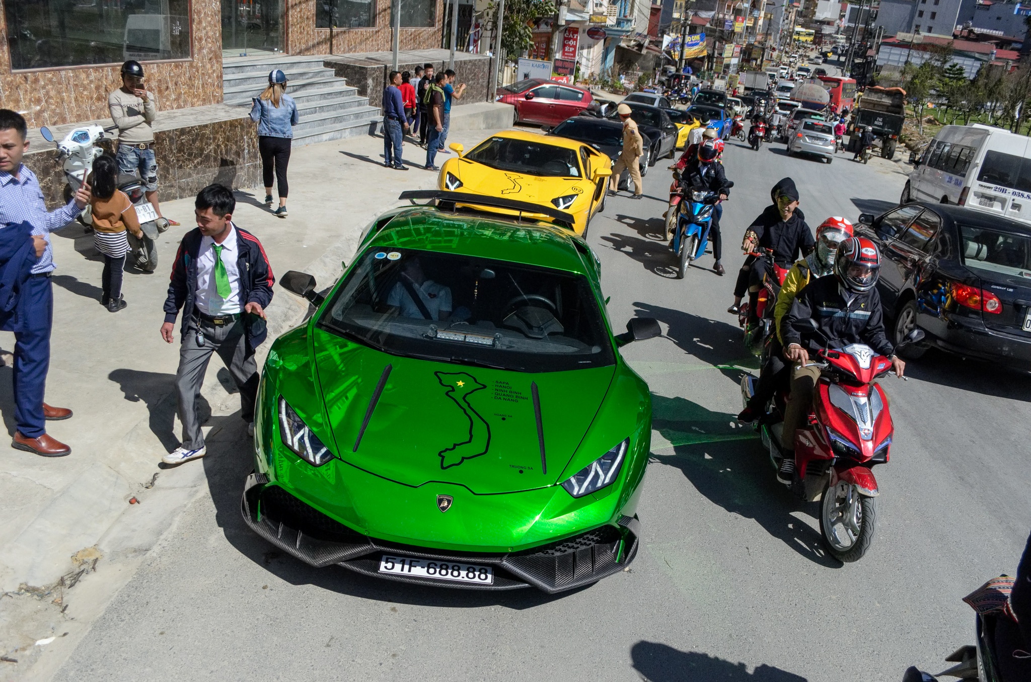 Hanh trinh sieu xe 2018 anh 8