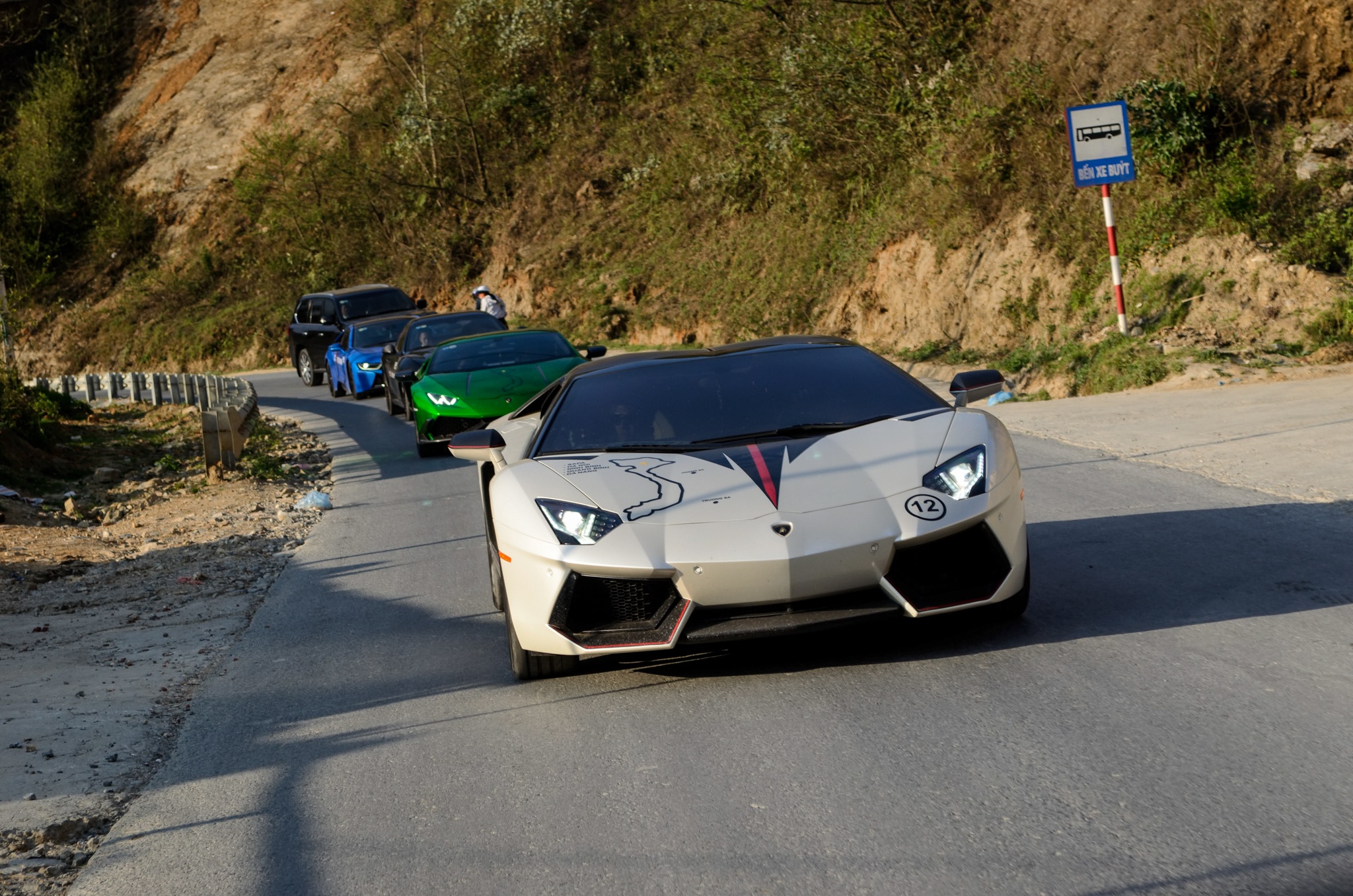 Hanh trinh sieu xe 2018 anh 9