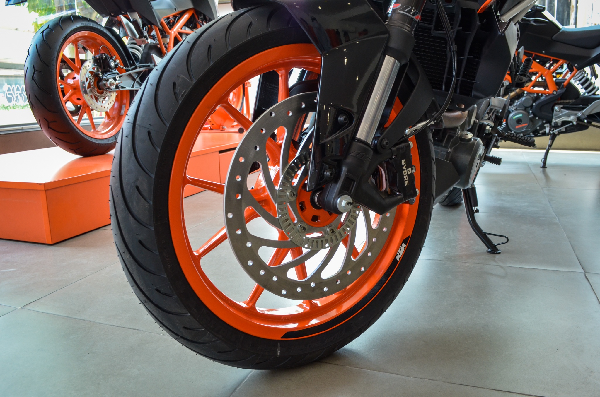 moto KTM 390 Duke 2018 anh 6