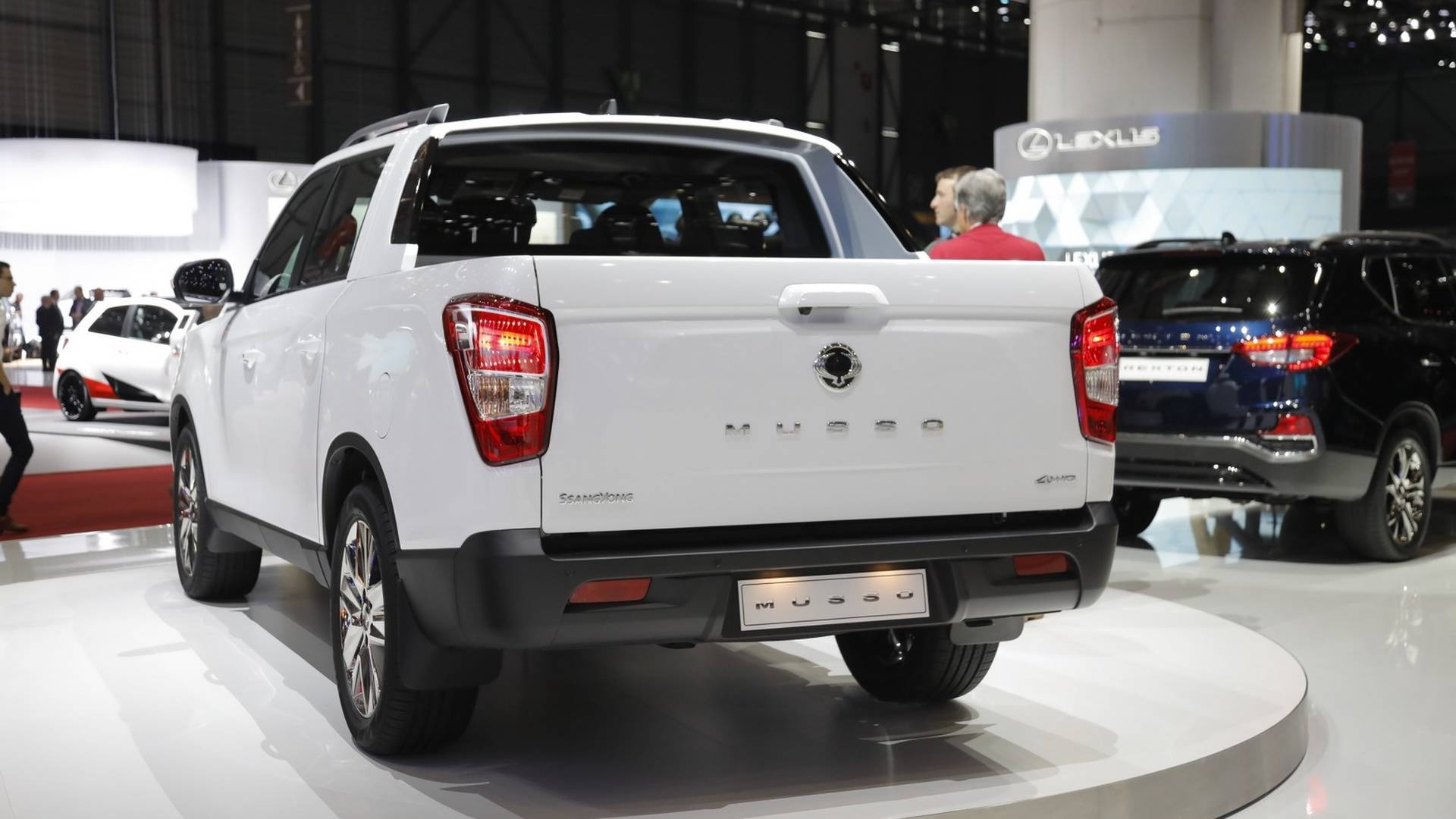 Xe ban tai SsangYong Musso anh 5