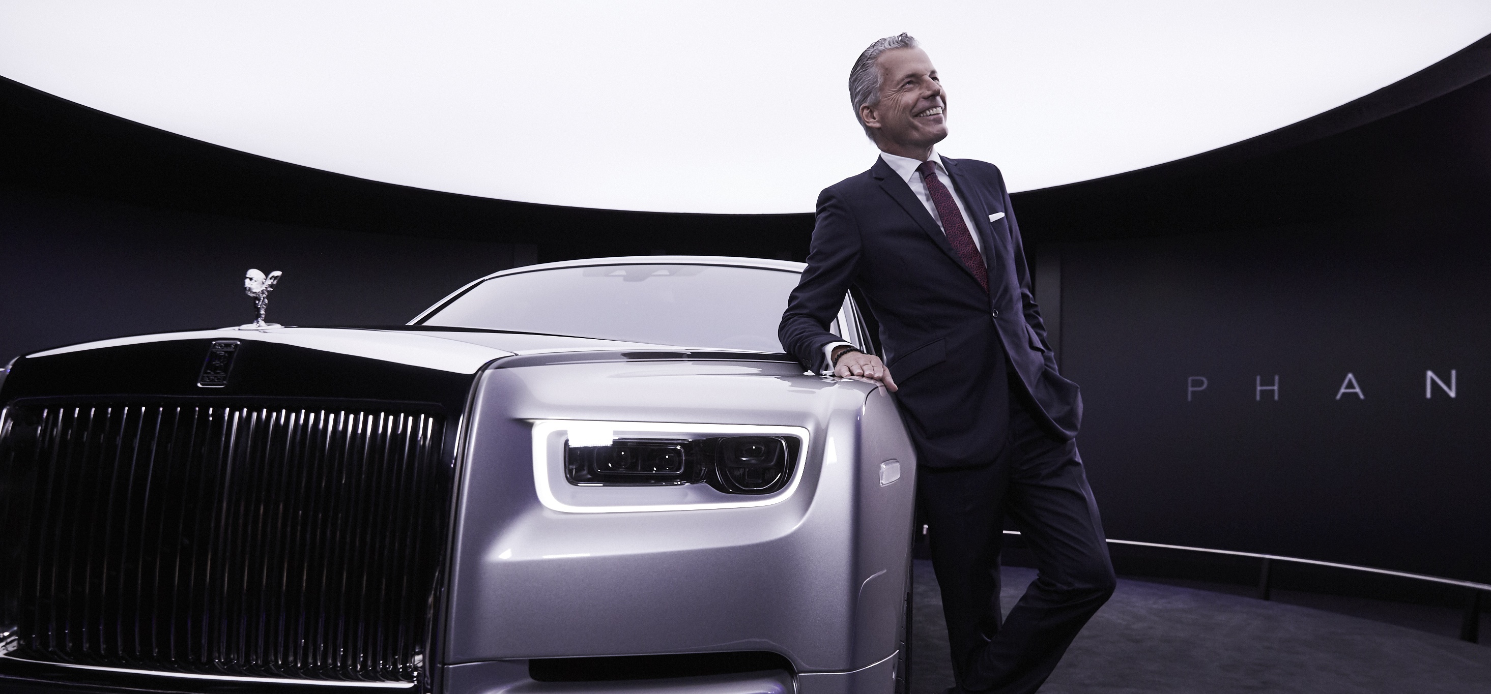 sếp Aston Martin chê Roll Royce ảnh 2 sep Aston Martin che Roll Royce anh 2