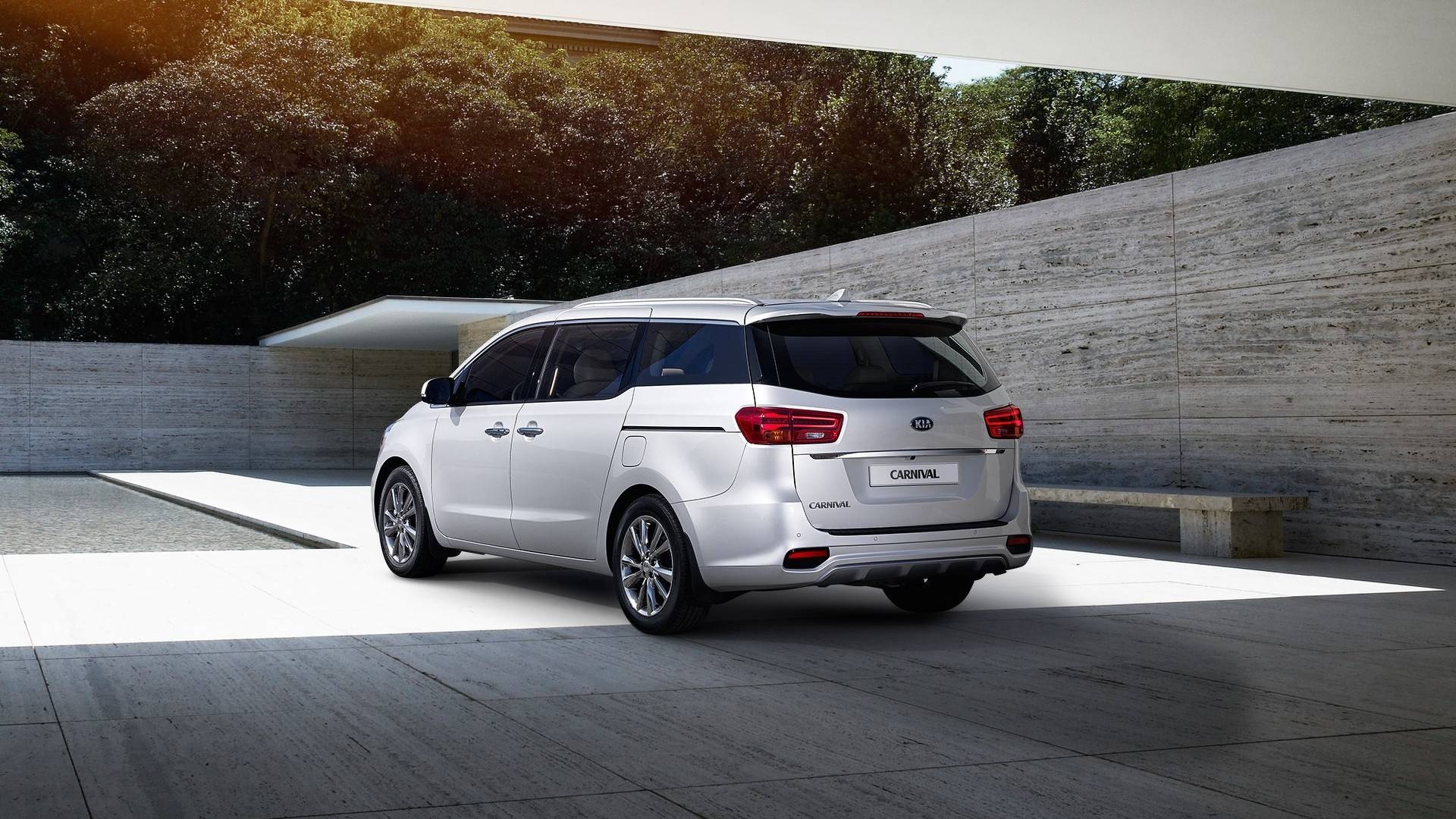 Kia Sedona phiên bản mới ảnh 5 Kia Sedona phien ban moi anh 5