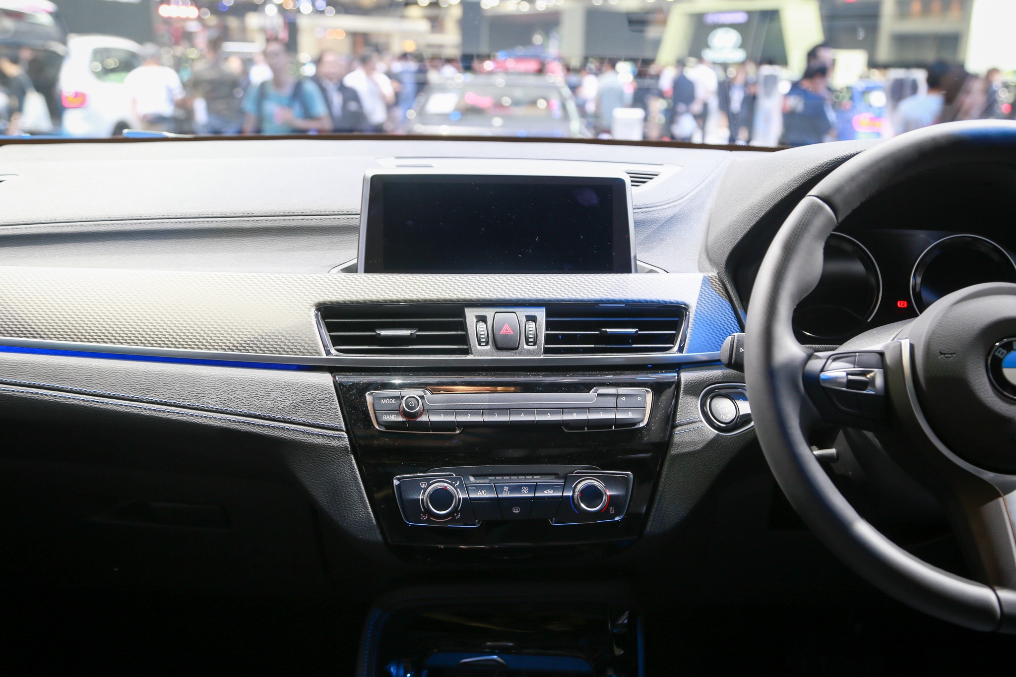 BMW ra mat X2 anh 11