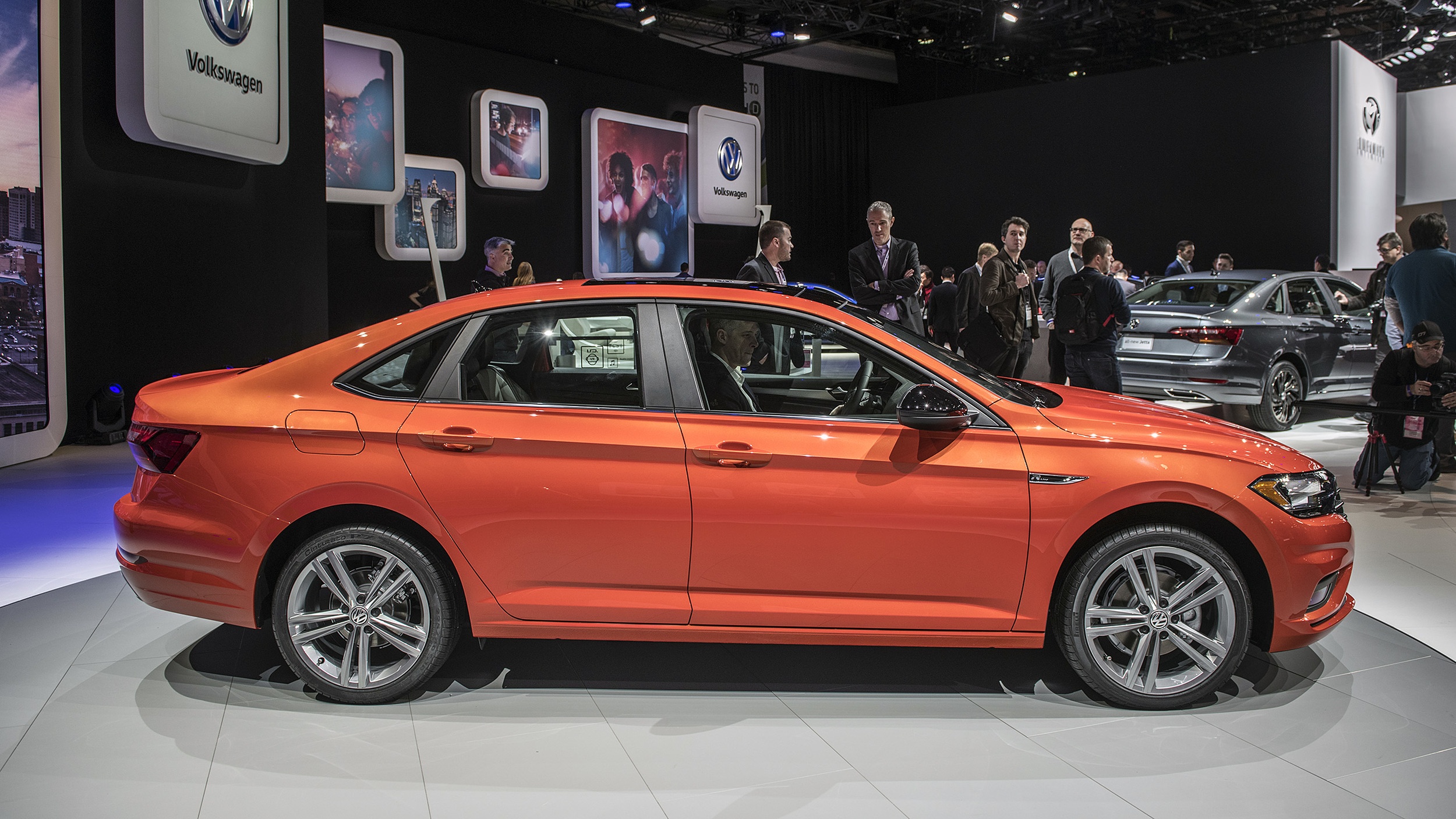 Volkswagen ra mat Jetta 2019 anh 4