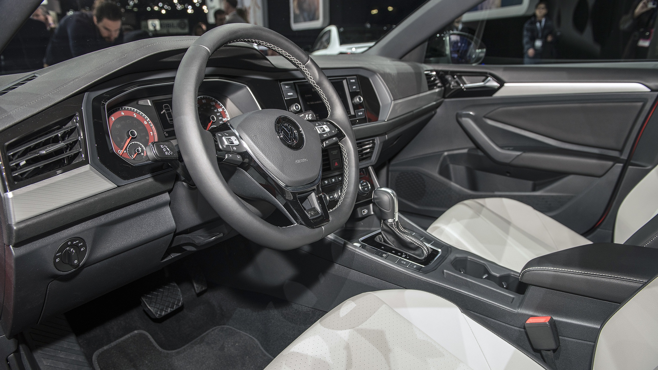 Volkswagen ra mat Jetta 2019 anh 7